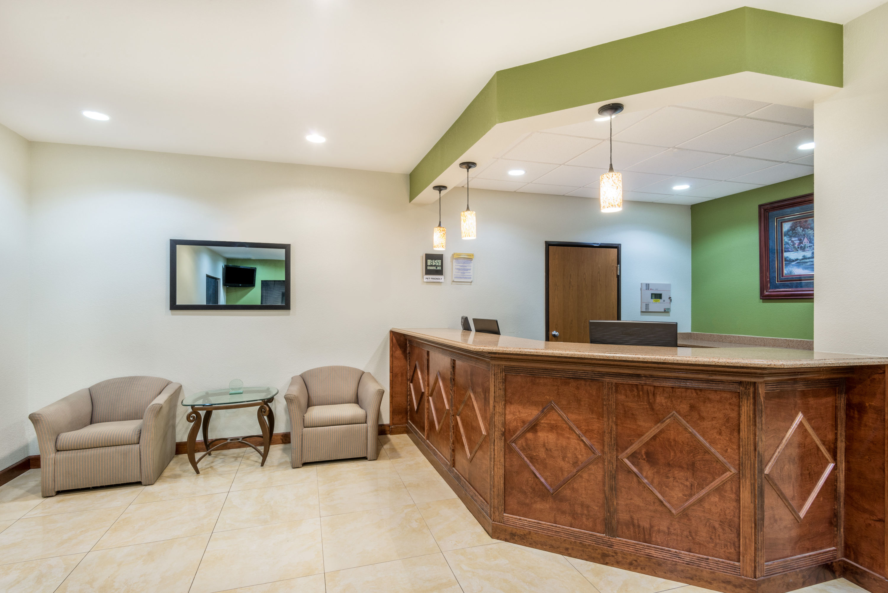 Days Inn by Wyndham Topeka Topeka, KS Hotels