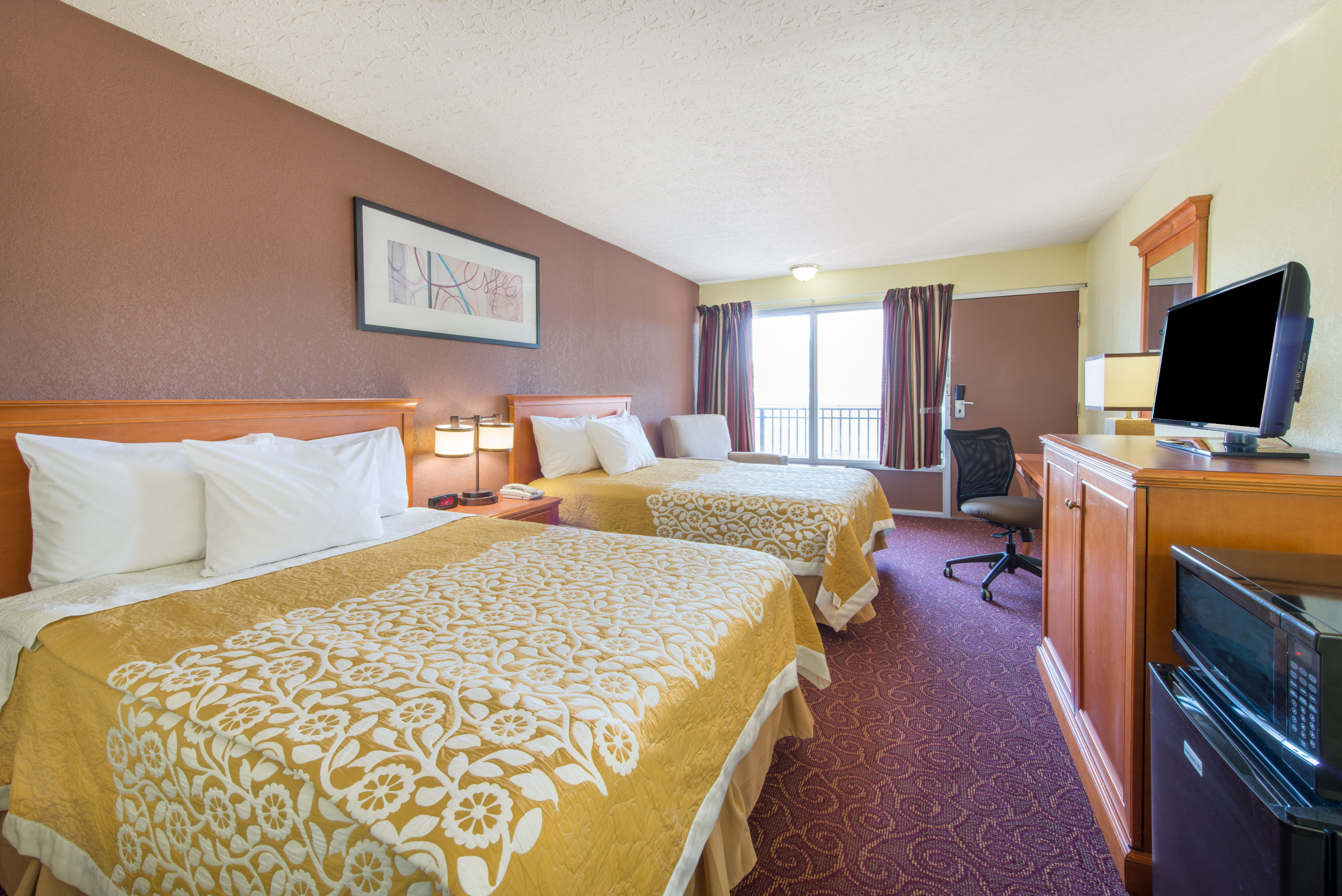Guest room at the Days Inn by Wyndham Frankfort in Frankfort, Kentucky