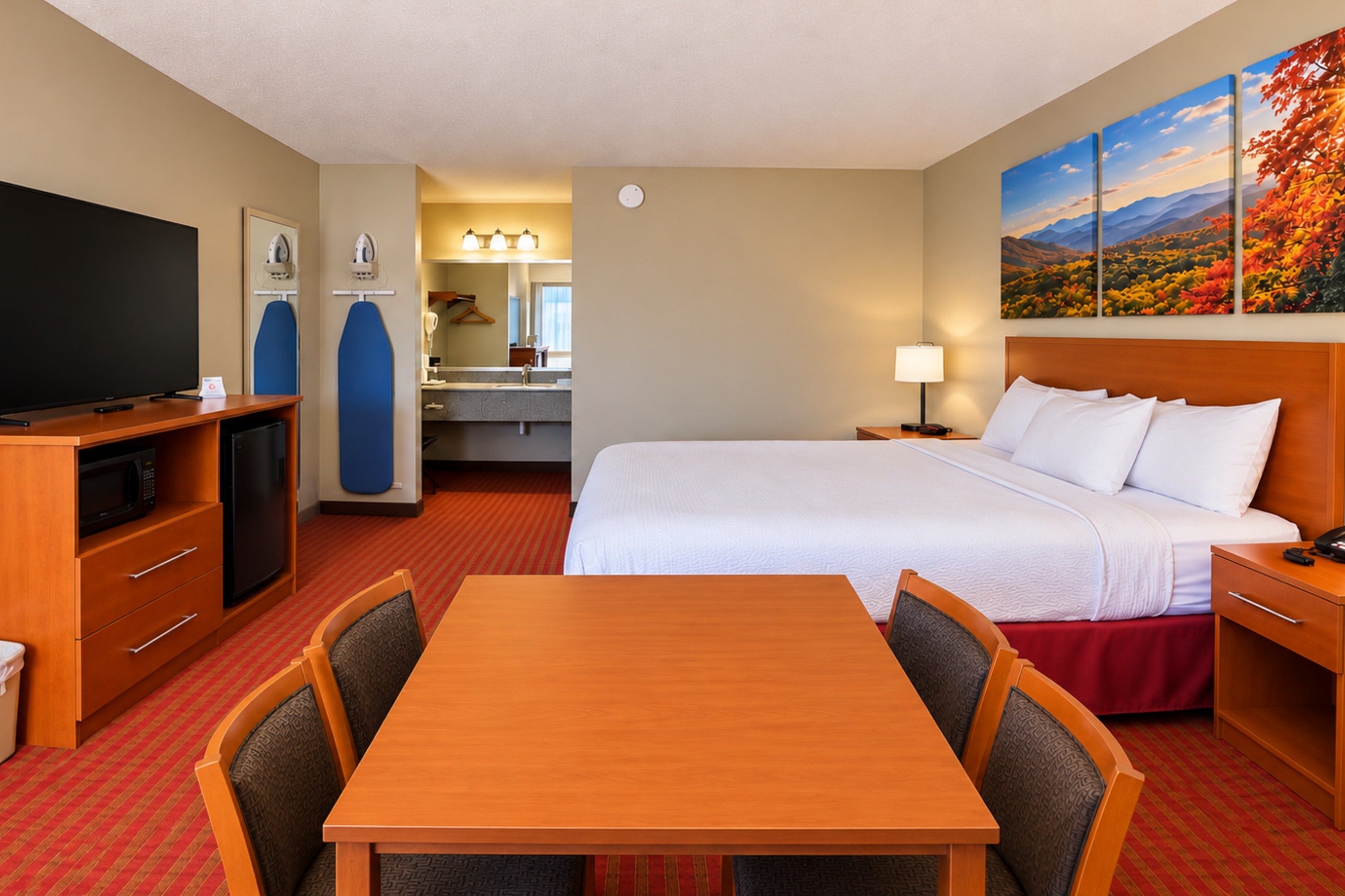 Guest room at the Days Inn by Wyndham Franklin in Franklin, Kentucky