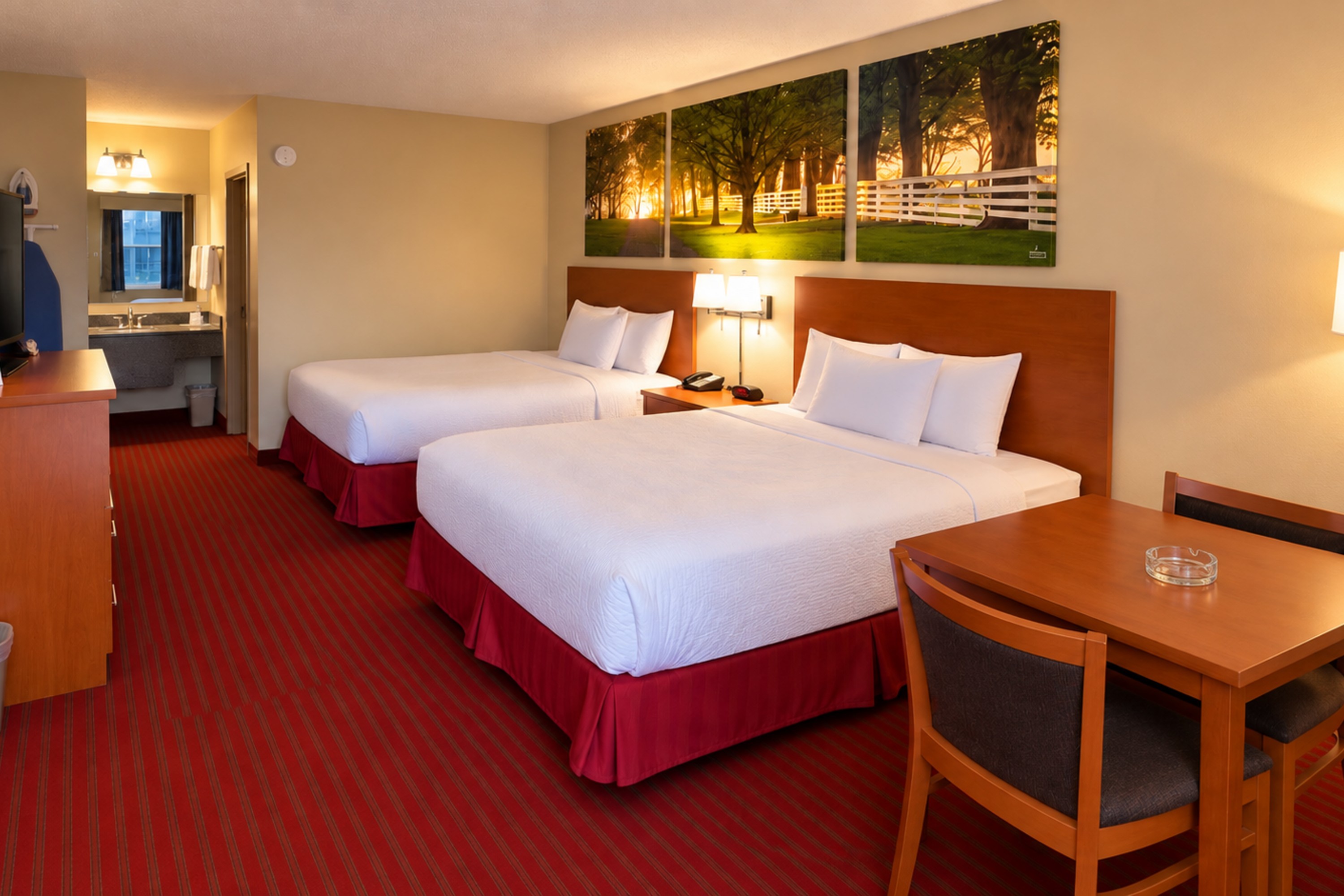 Guest room at the Days Inn by Wyndham Franklin in Franklin, Kentucky