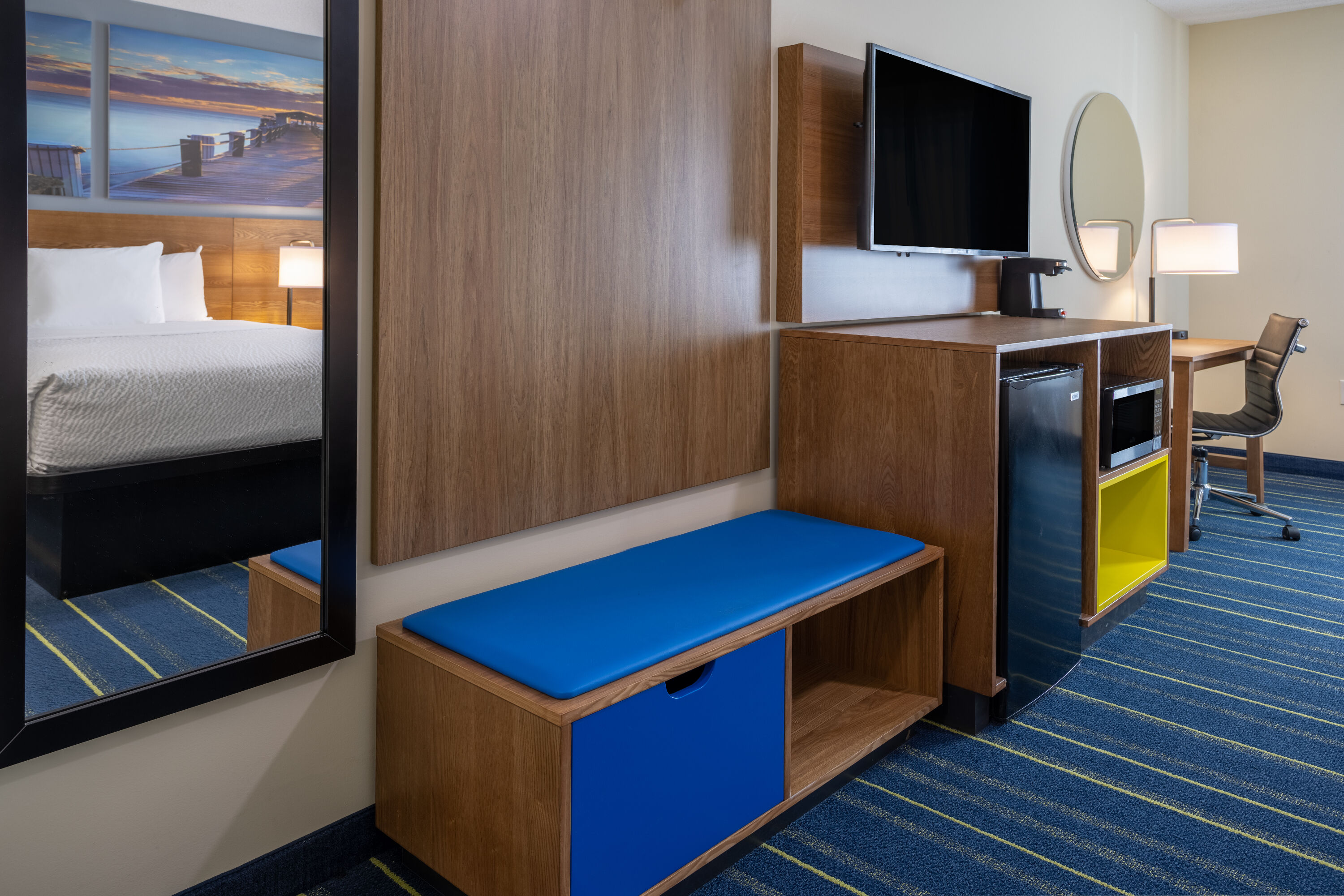 Guest room at the Days Inn by Wyndham Grayson in Grayson, Kentucky