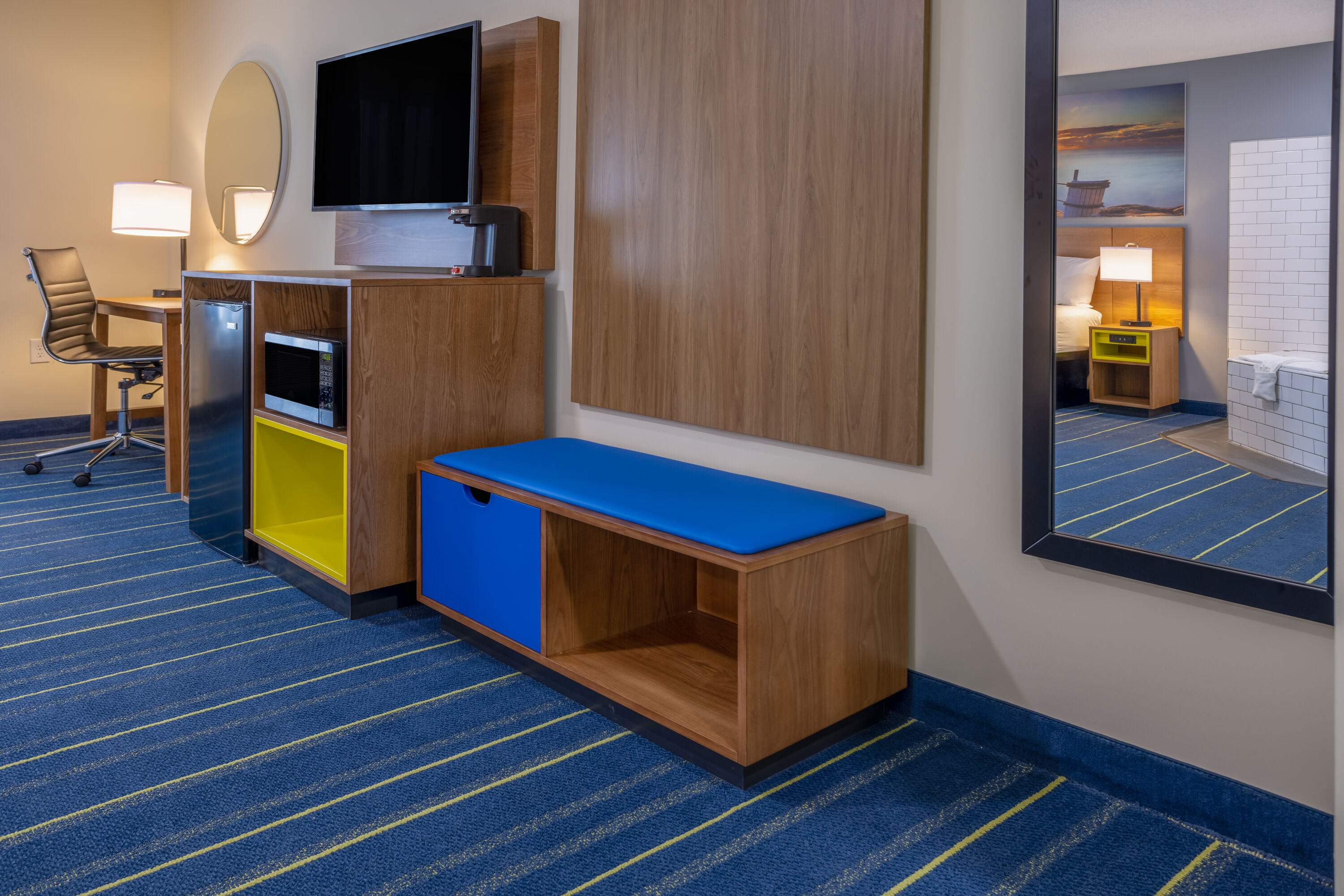 Guest room at the Days Inn by Wyndham Grayson in Grayson, Kentucky