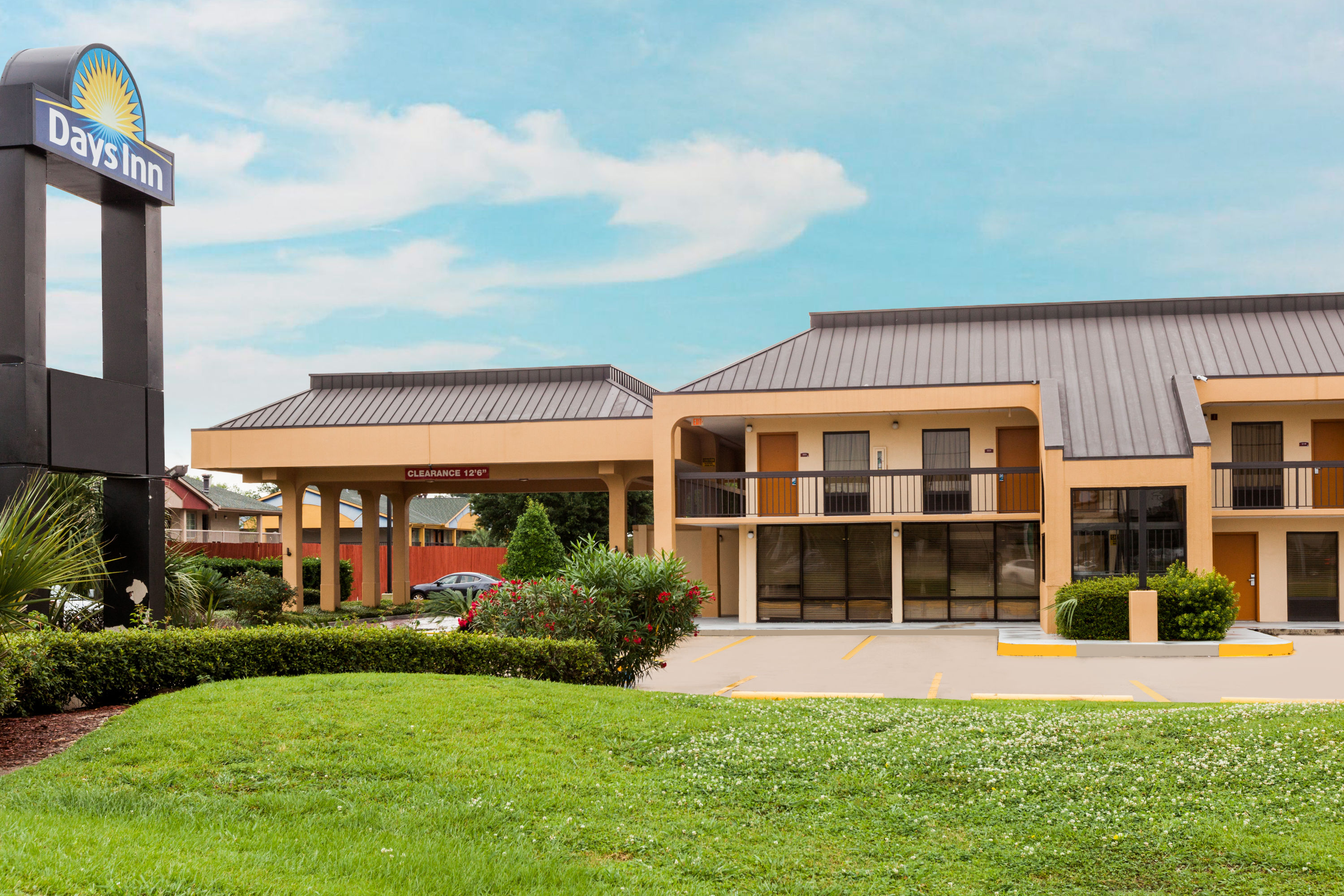 Days Inn By Wyndham Baton Rouge South Baton Rouge La Hotels