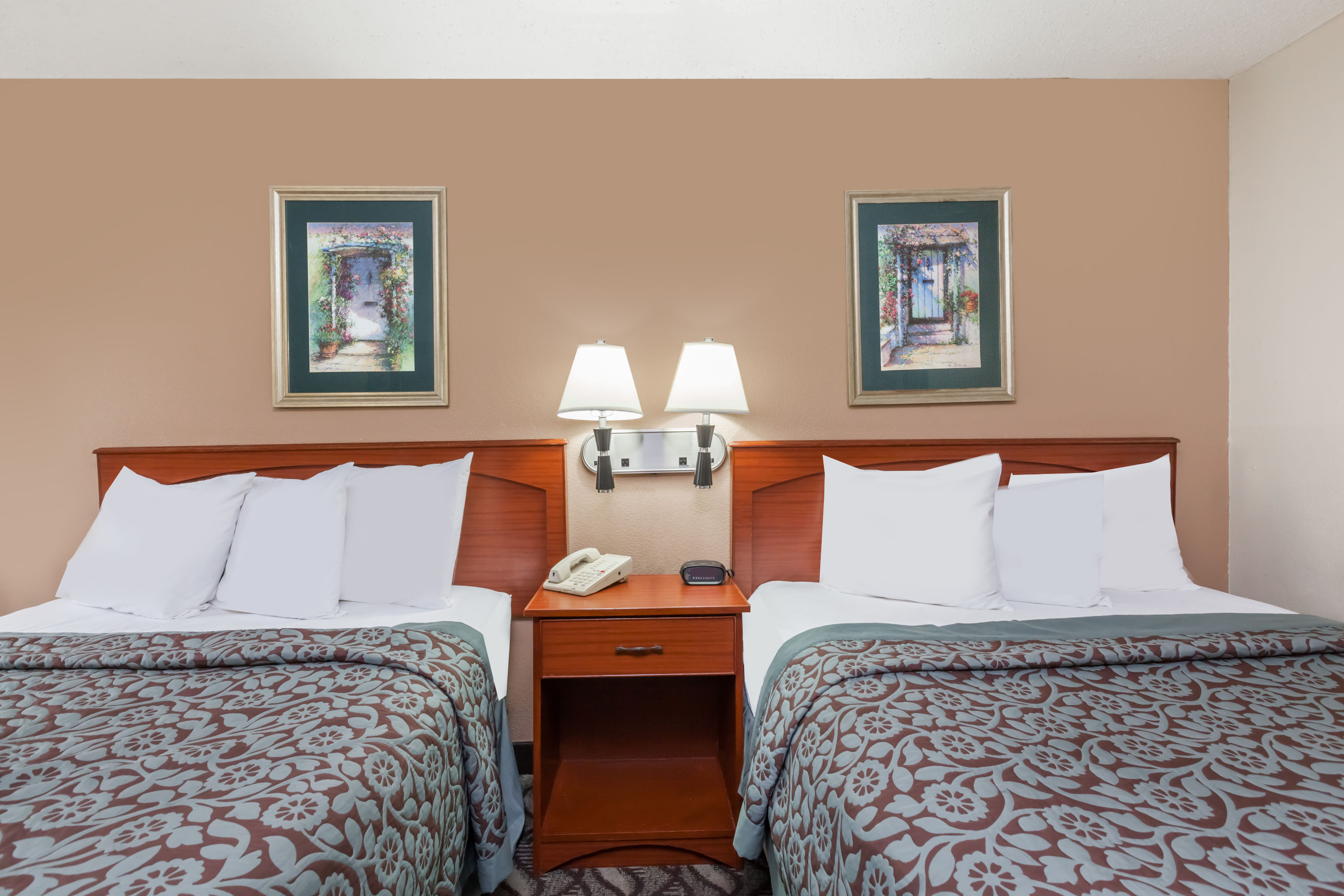 Days Inn By Wyndham Baton Rouge South Baton Rouge La Hotels