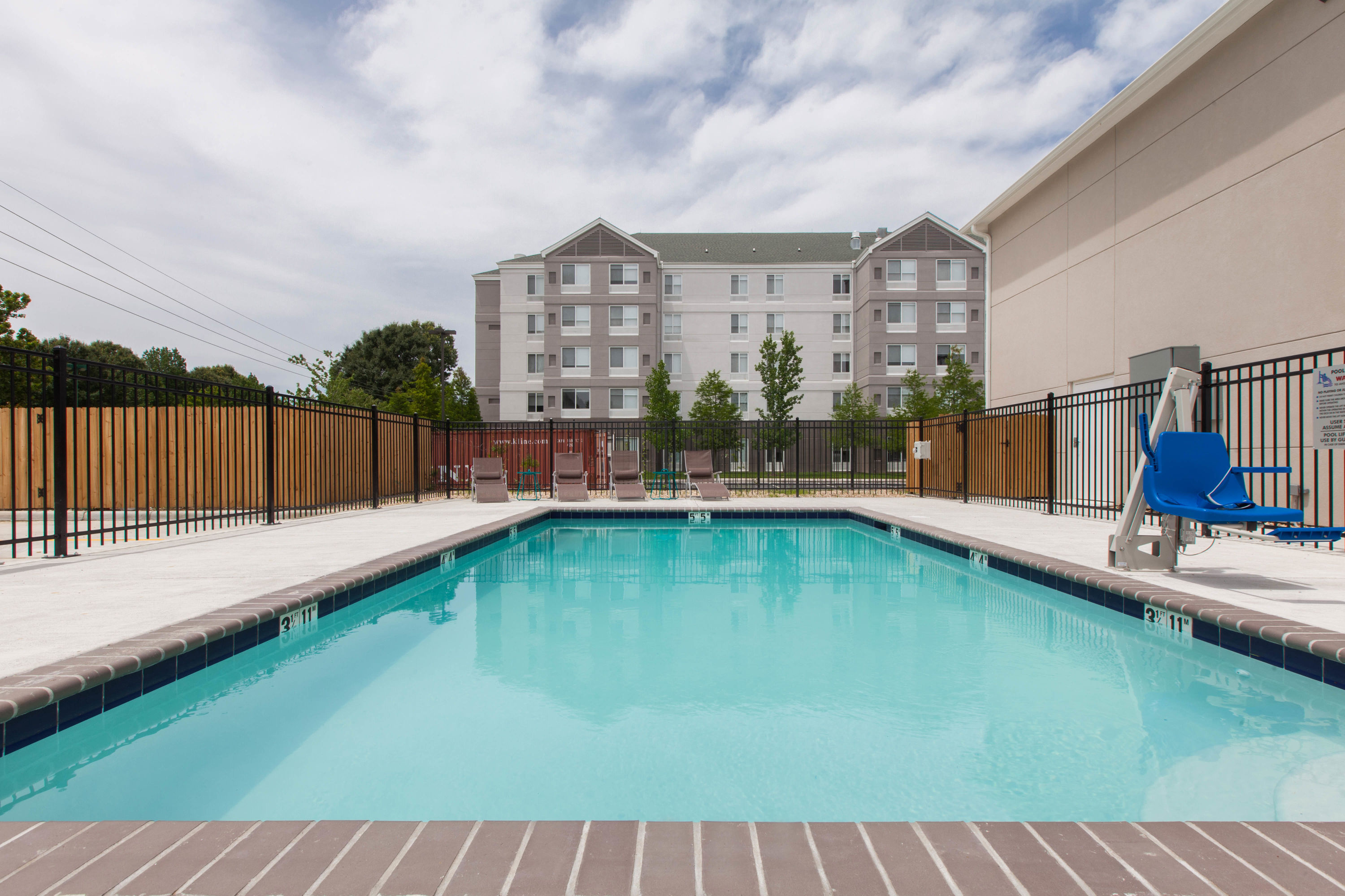 Days Inn By Wyndham Baton Rouge Airport Baton Rouge La