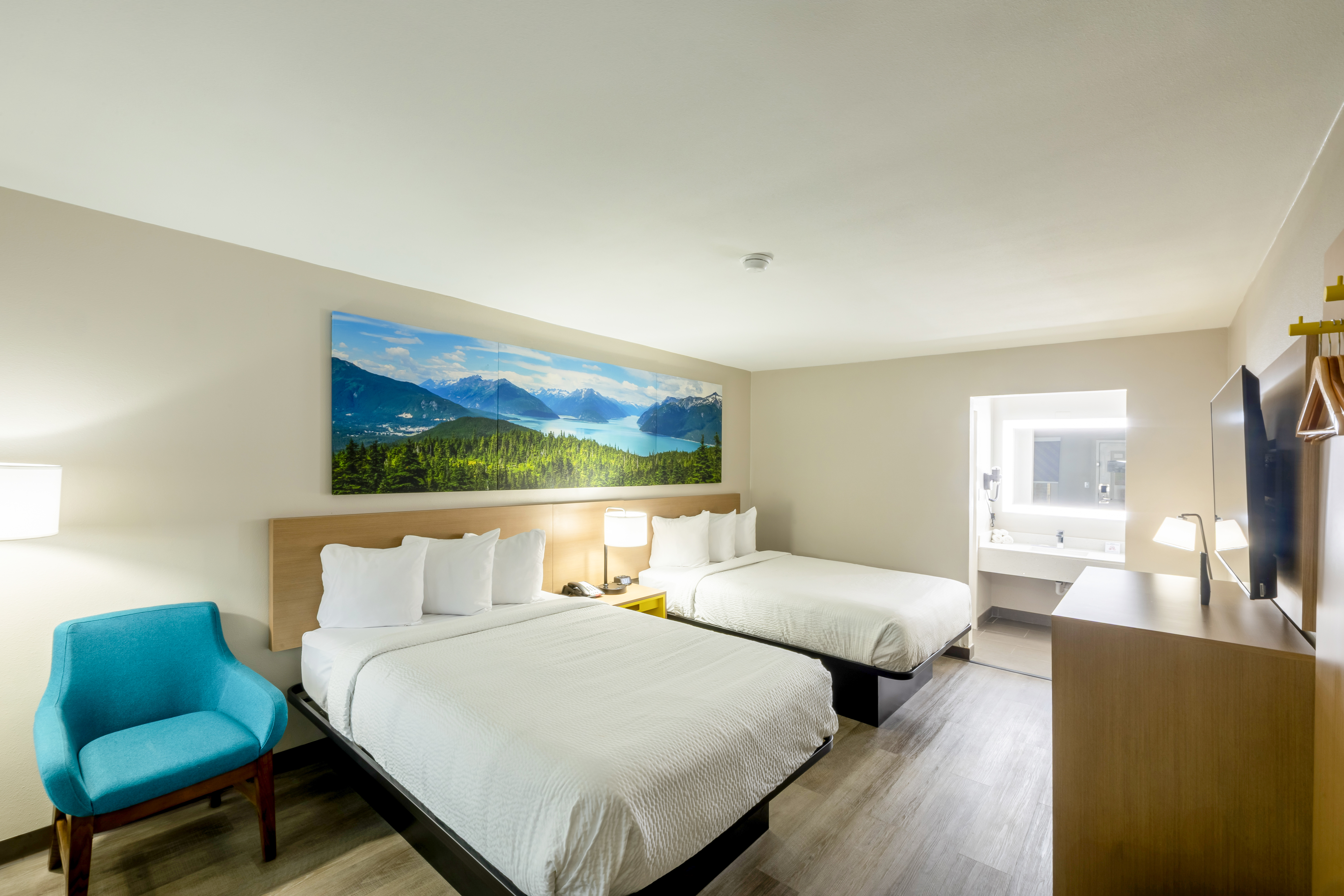 Guest room at the Days Inn & Suites by Wyndham Bossier City/Casino Area in Bossier City, Louisiana