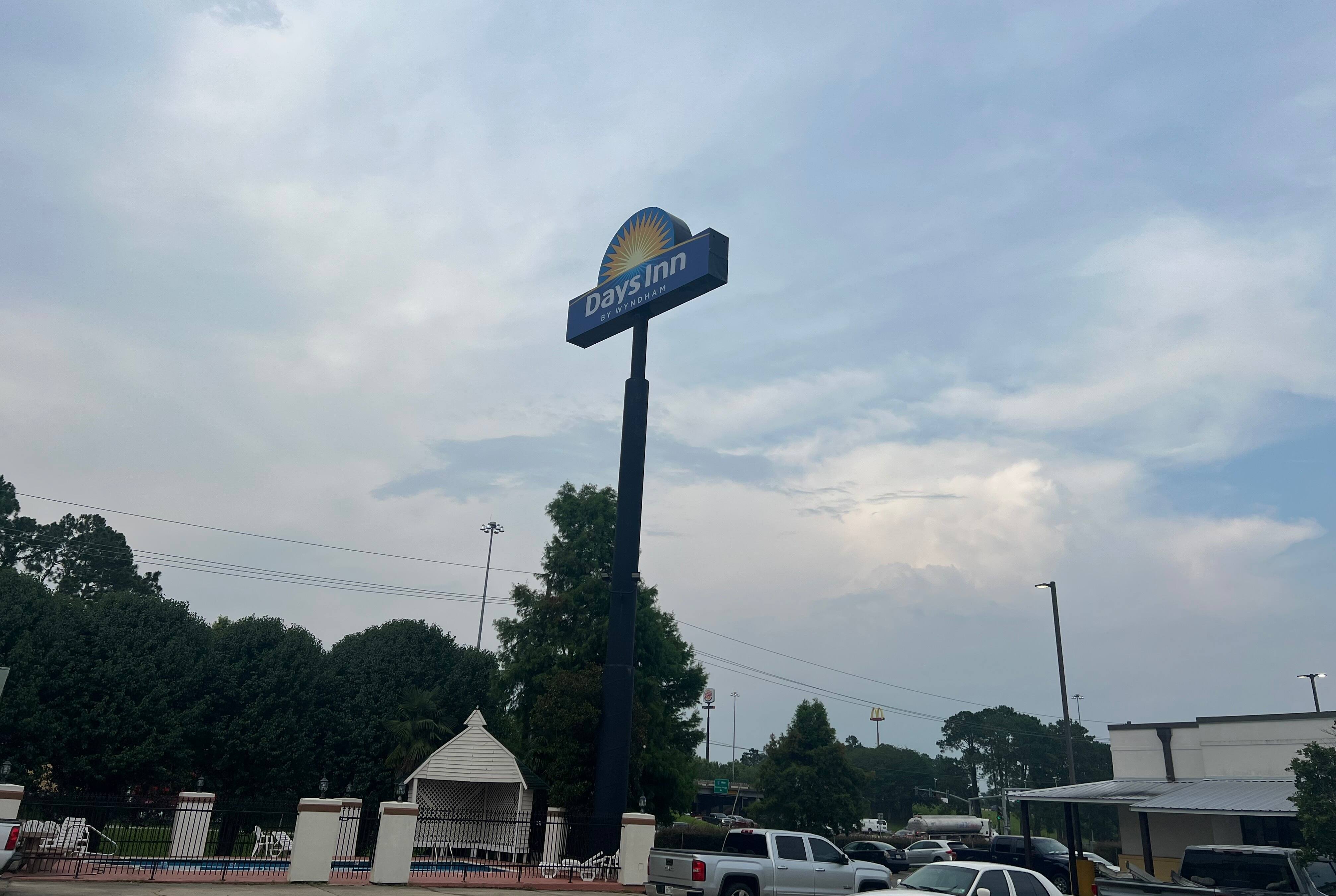 Little Caesars Denham Springs La - cx58uca