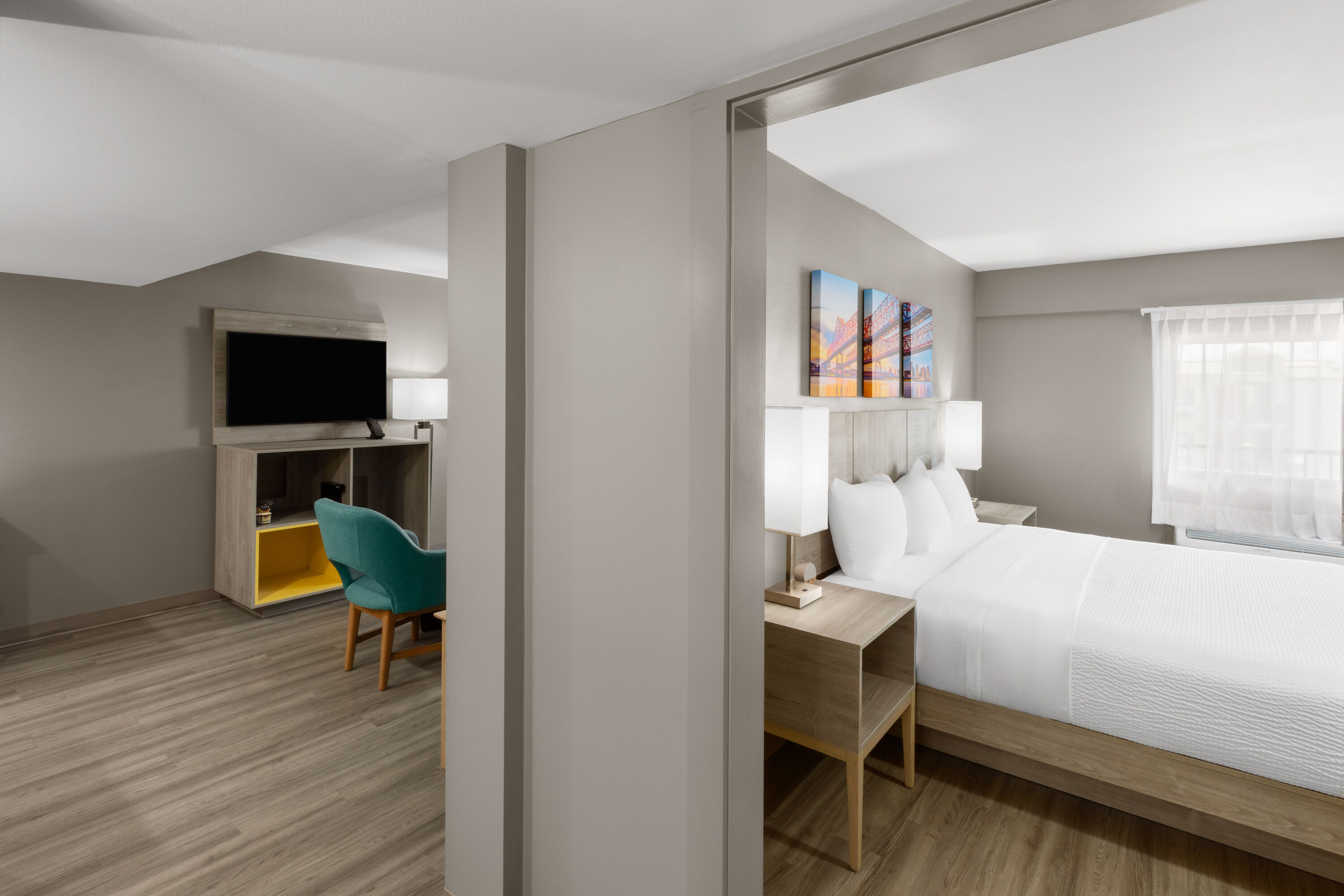 Days Inn by Wyndham Kenner/New Orleans Airport South suite in Kenner, Louisiana