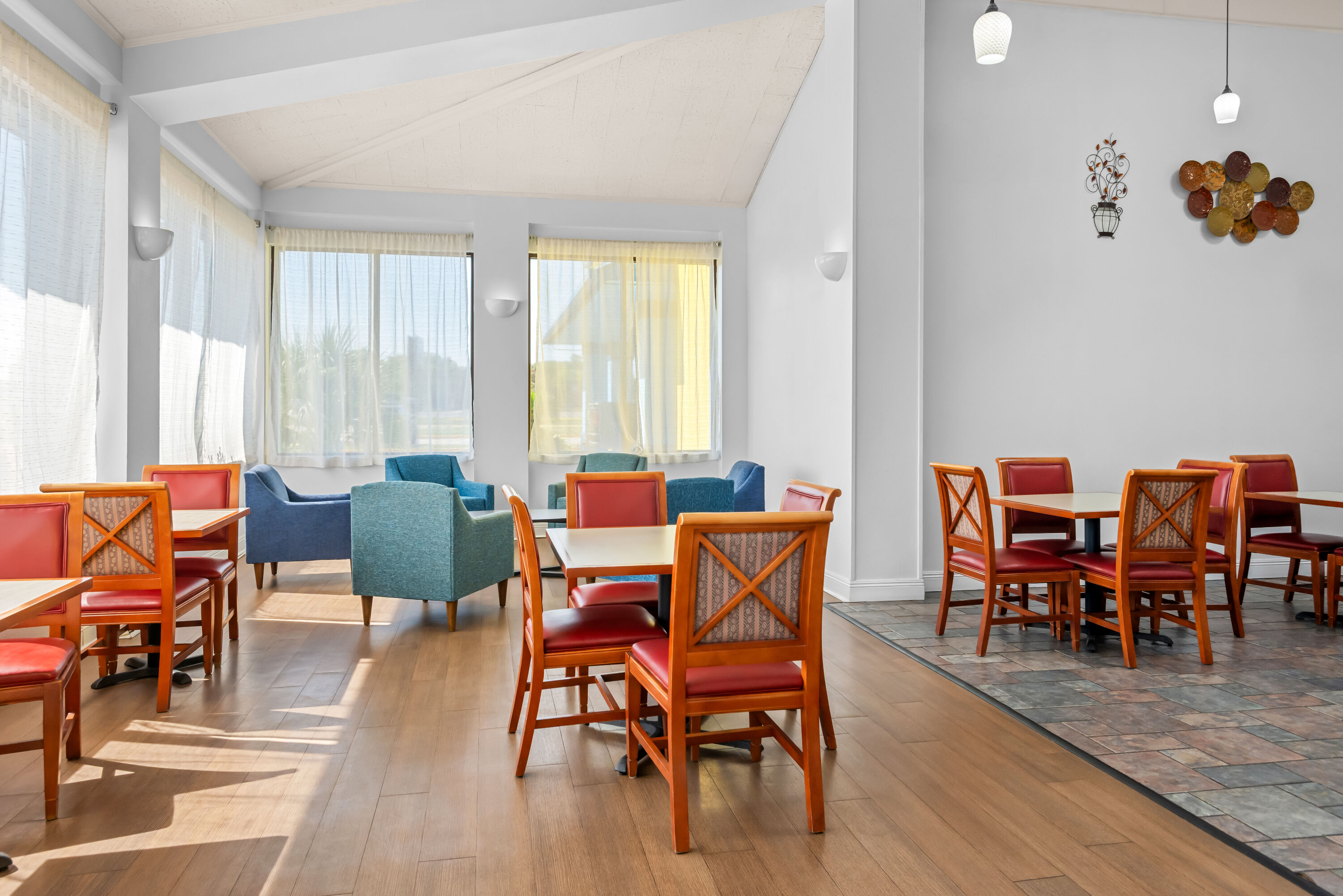 Days Inn by Wyndham Lafayette Near Lafayette Airport restaurant breakfast area with seating in Lafayette, Louisiana