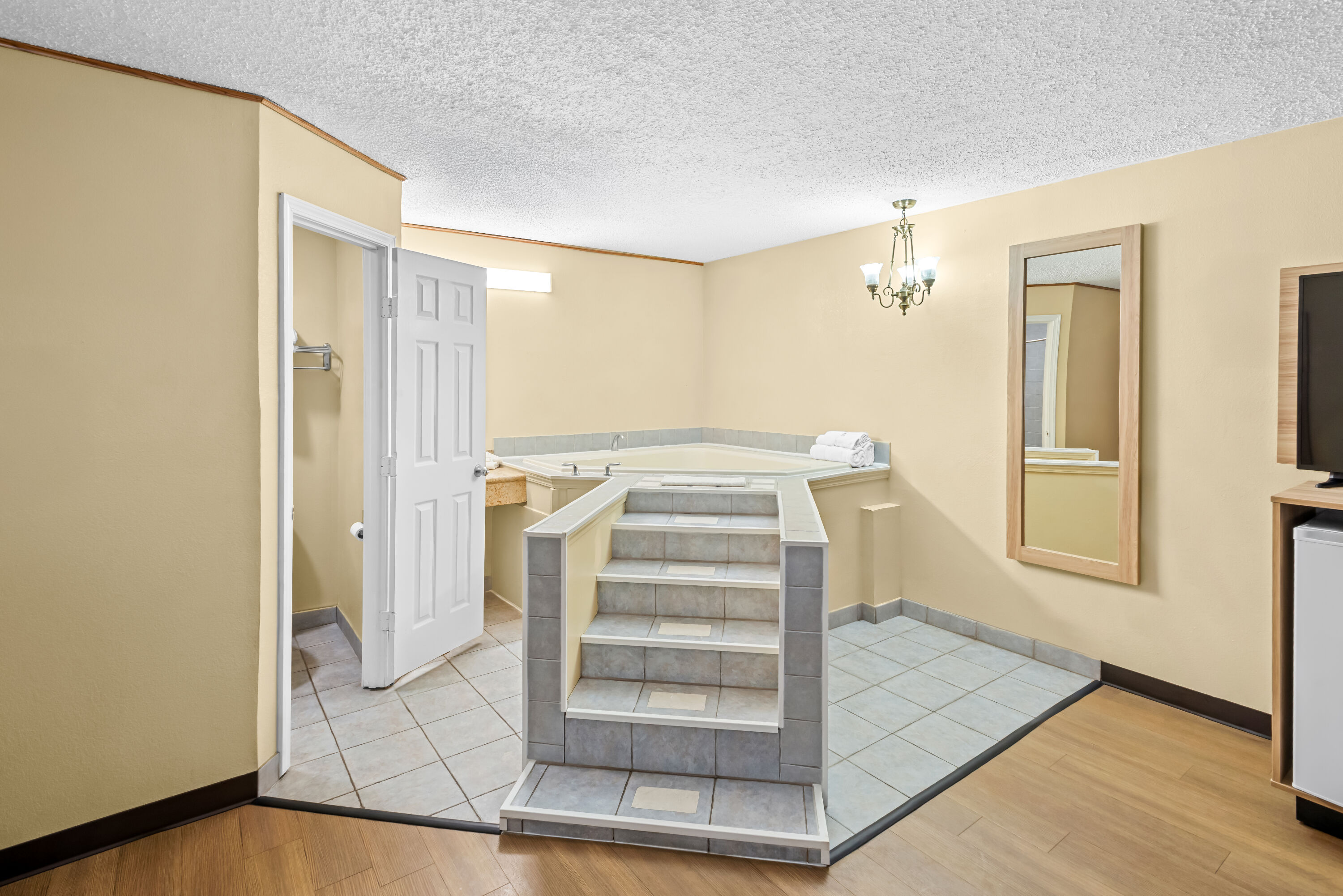 Guest room at the Days Inn by Wyndham Lafayette Near Lafayette Airport in Lafayette, Louisiana