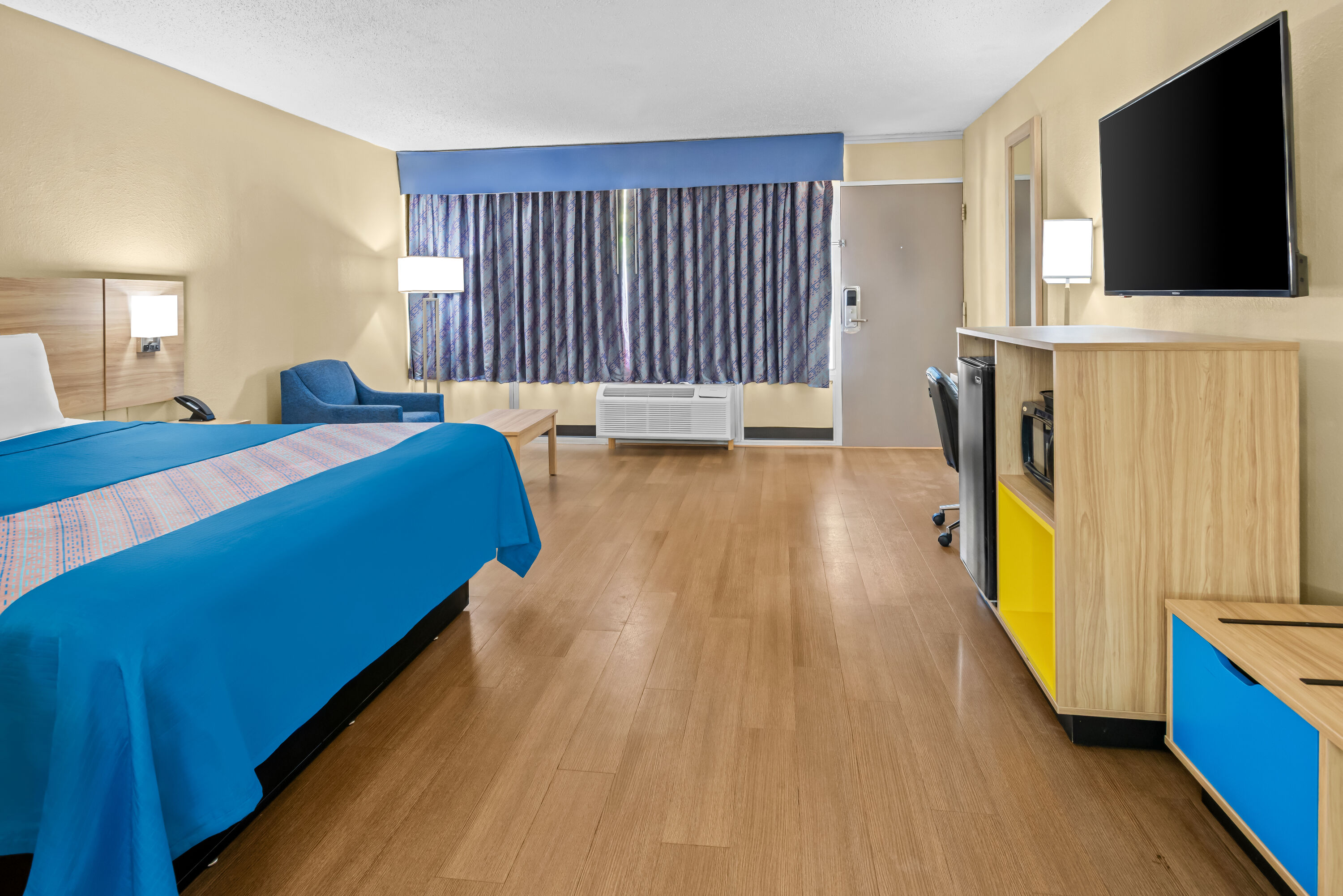 Guest room at the Days Inn by Wyndham Lafayette Near Lafayette Airport in Lafayette, Louisiana