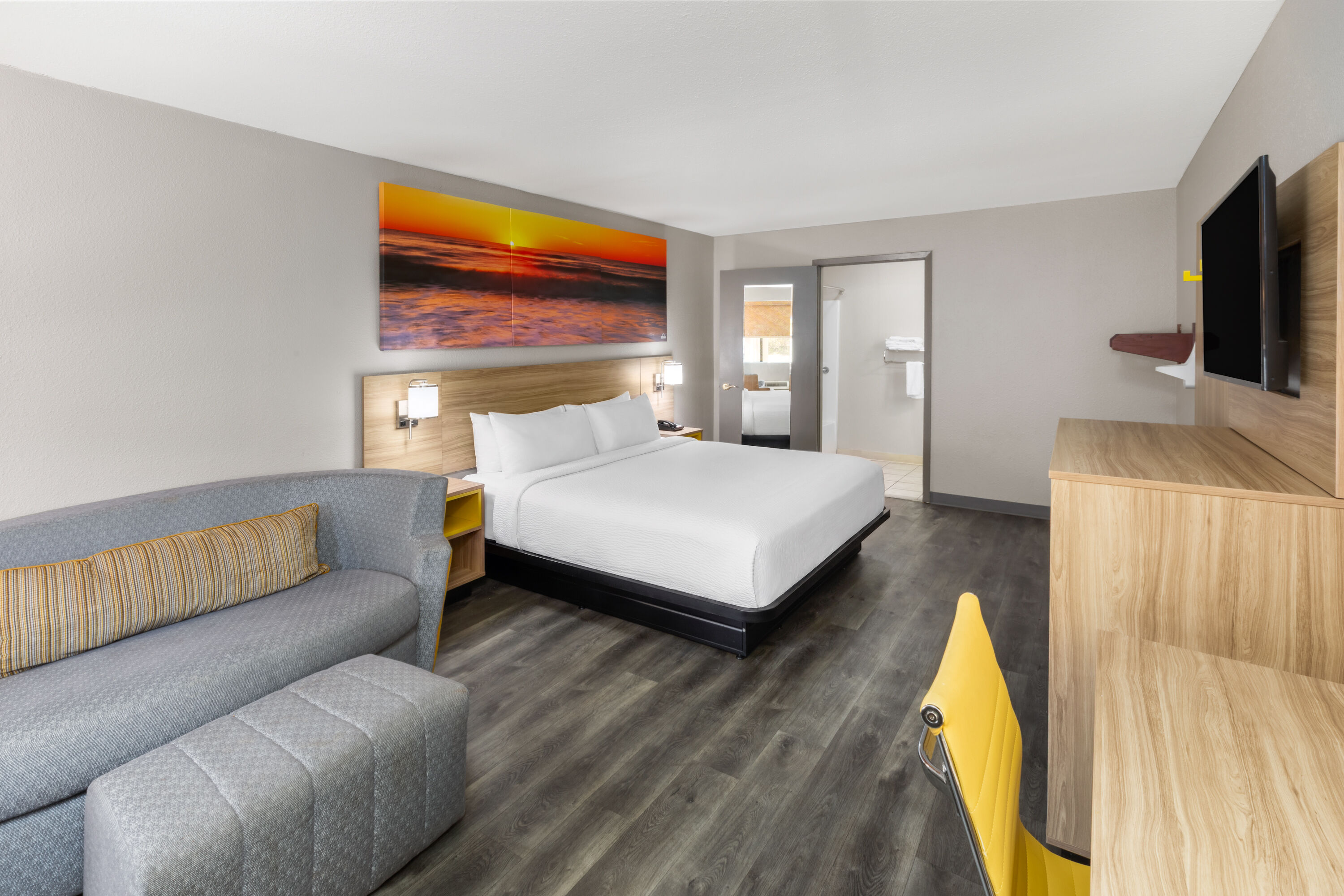 Guest room at the Days Inn by Wyndham Natchitoches in Natchitoches, Louisiana