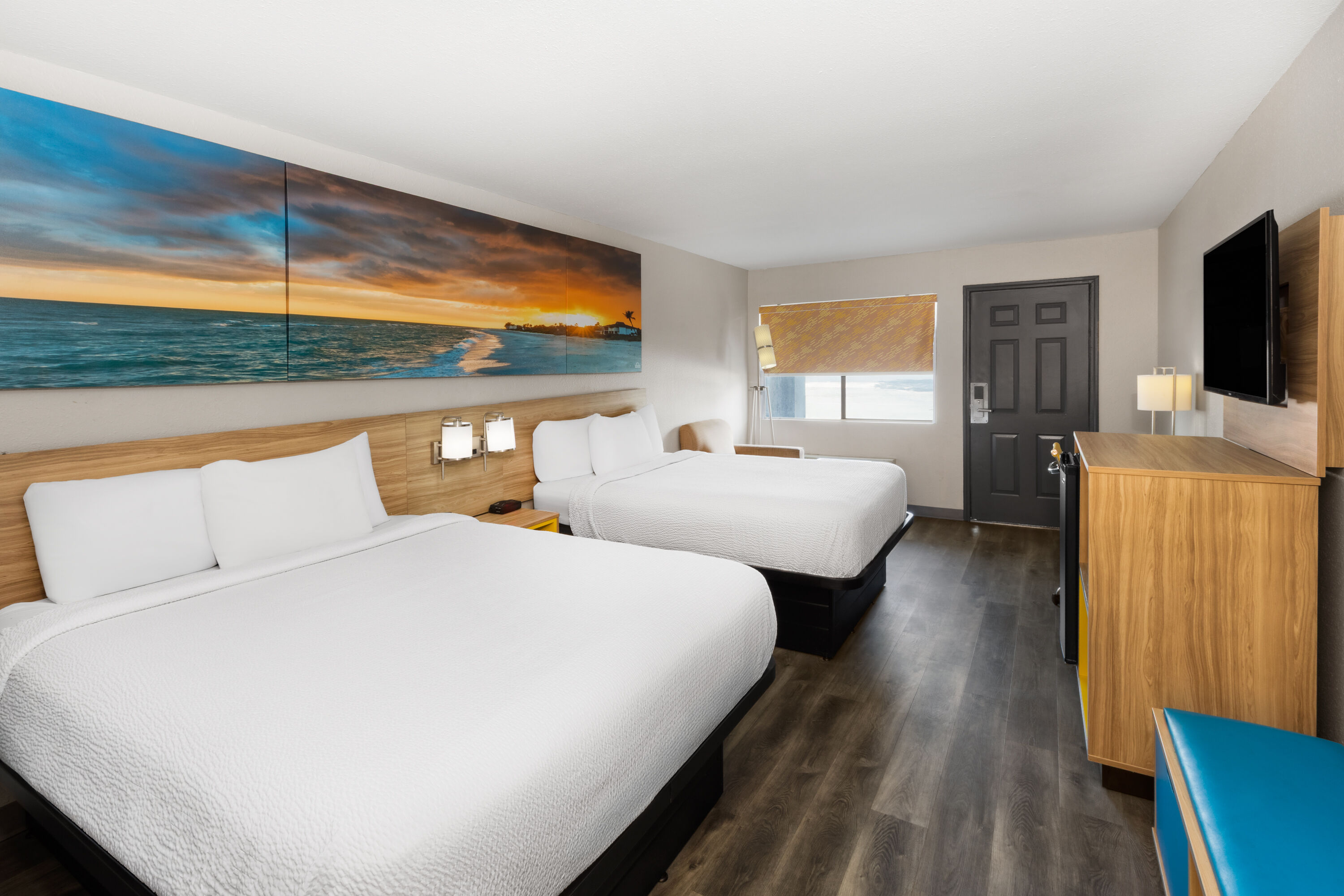 Guest room at the Days Inn by Wyndham Natchitoches in Natchitoches, Louisiana