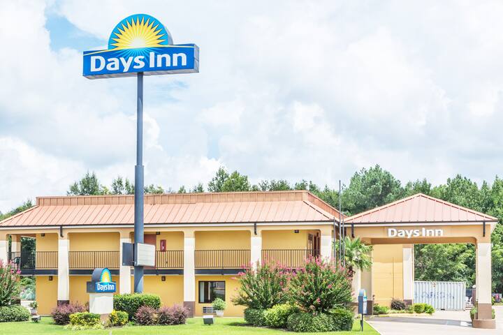 days inn by wyndham rayville rayville hotels la 71269
