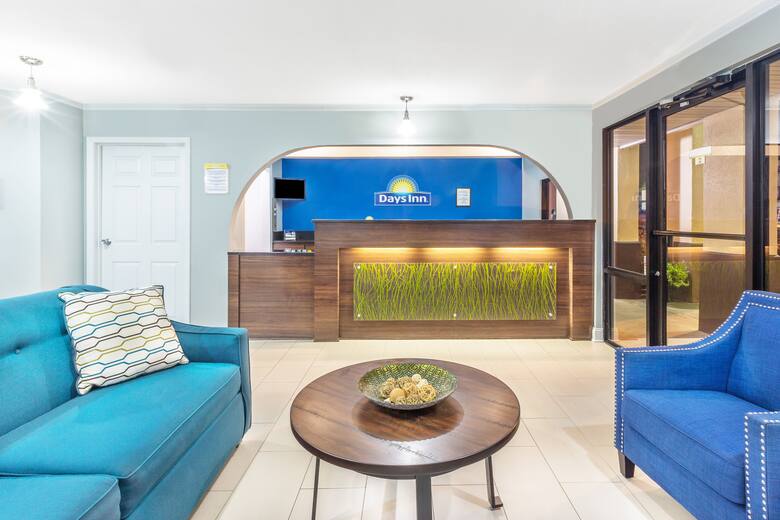 Days Inn Rayville Hotels La 71269 Days Inn Rayville Hotel Lobby In Louisiana