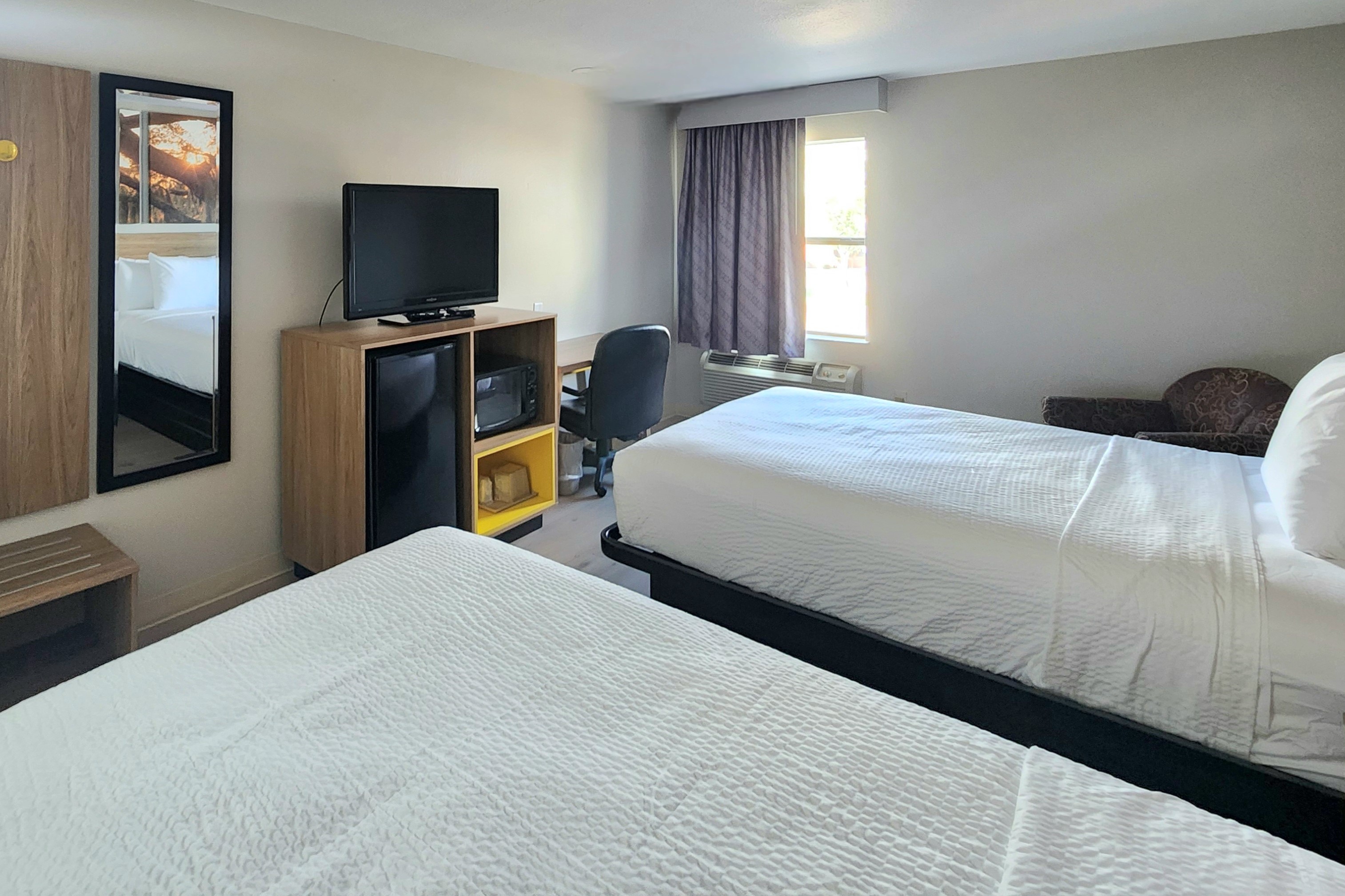 Days Inn by Wyndham Lafayette Scott suite in Scott, Louisiana