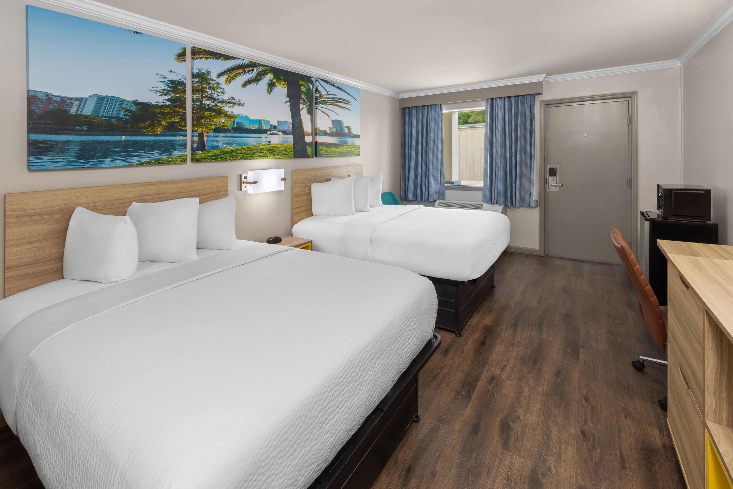 Guest room at the Days Inn by Wyndham Slidell in Slidell, Louisiana