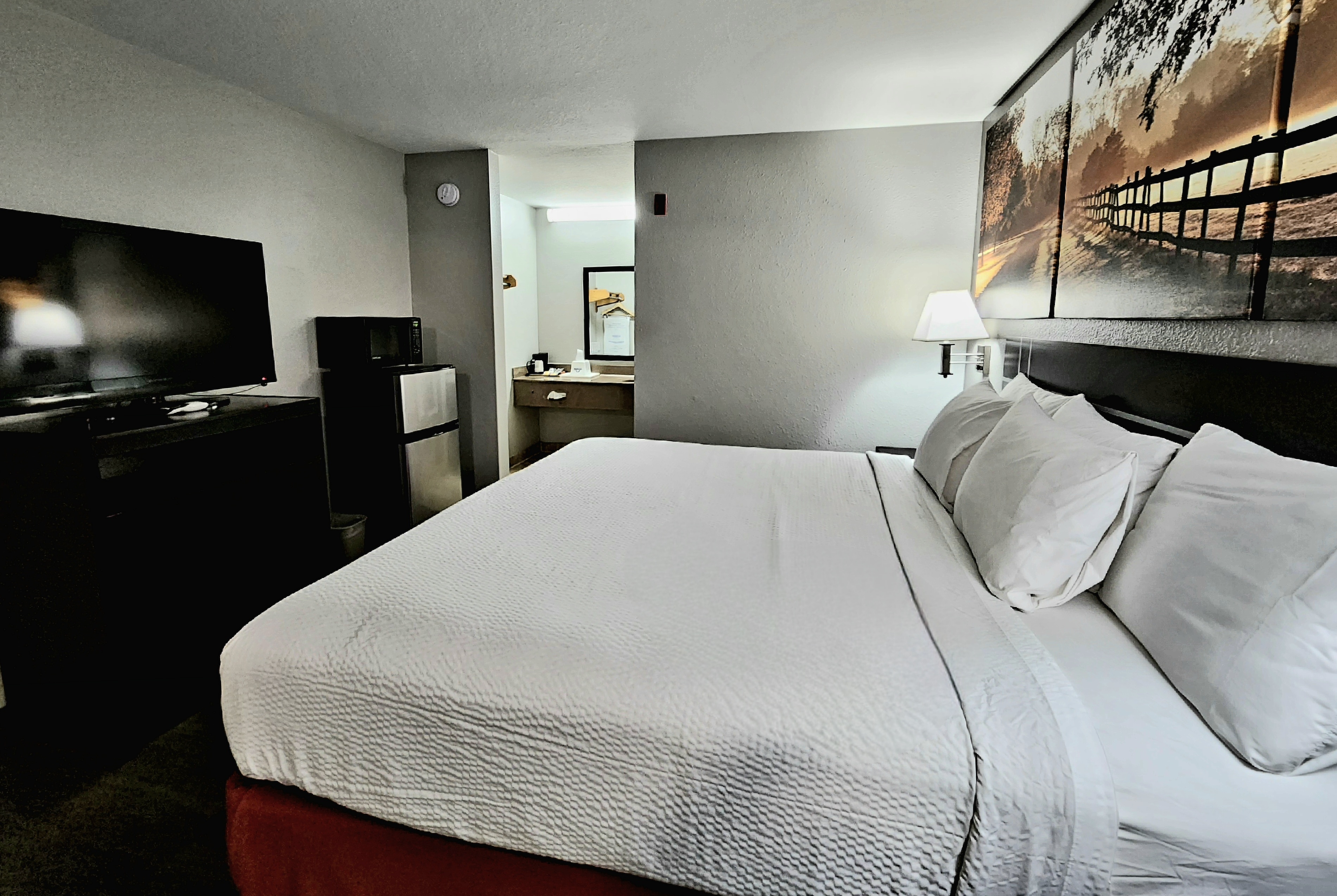 Guest room at the Days Inn by Wyndham Sulphur LA in Sulphur, Louisiana