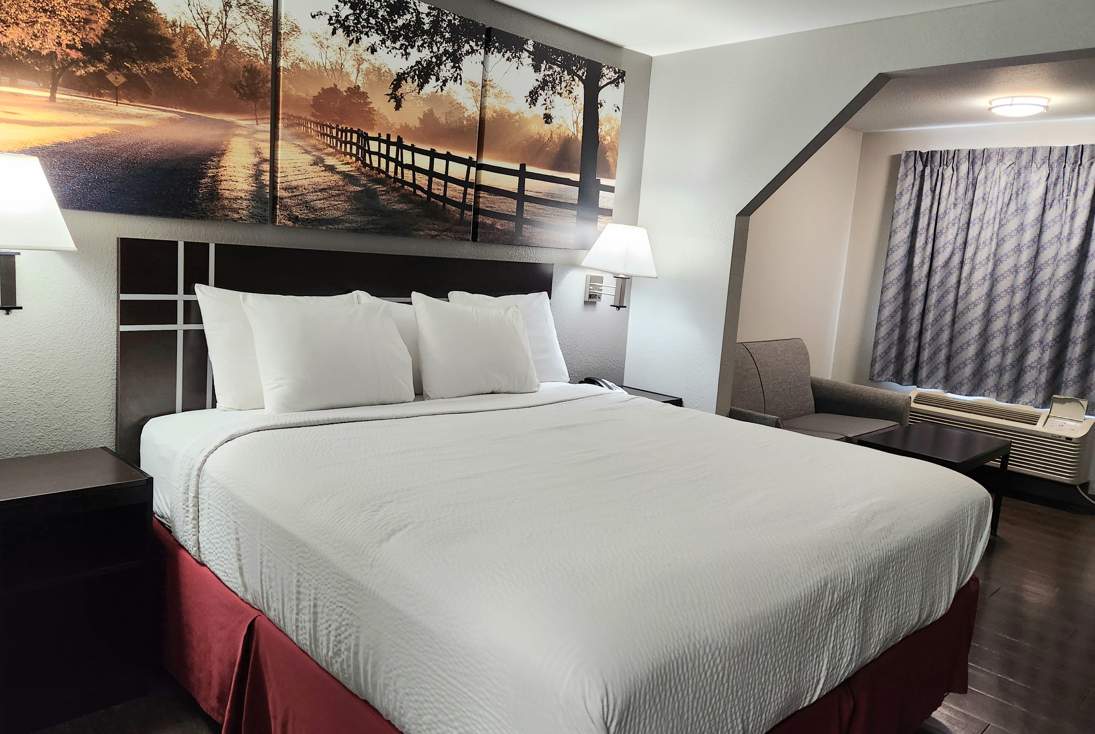 Days Inn by Wyndham Sulphur LA suite in Sulphur, Louisiana