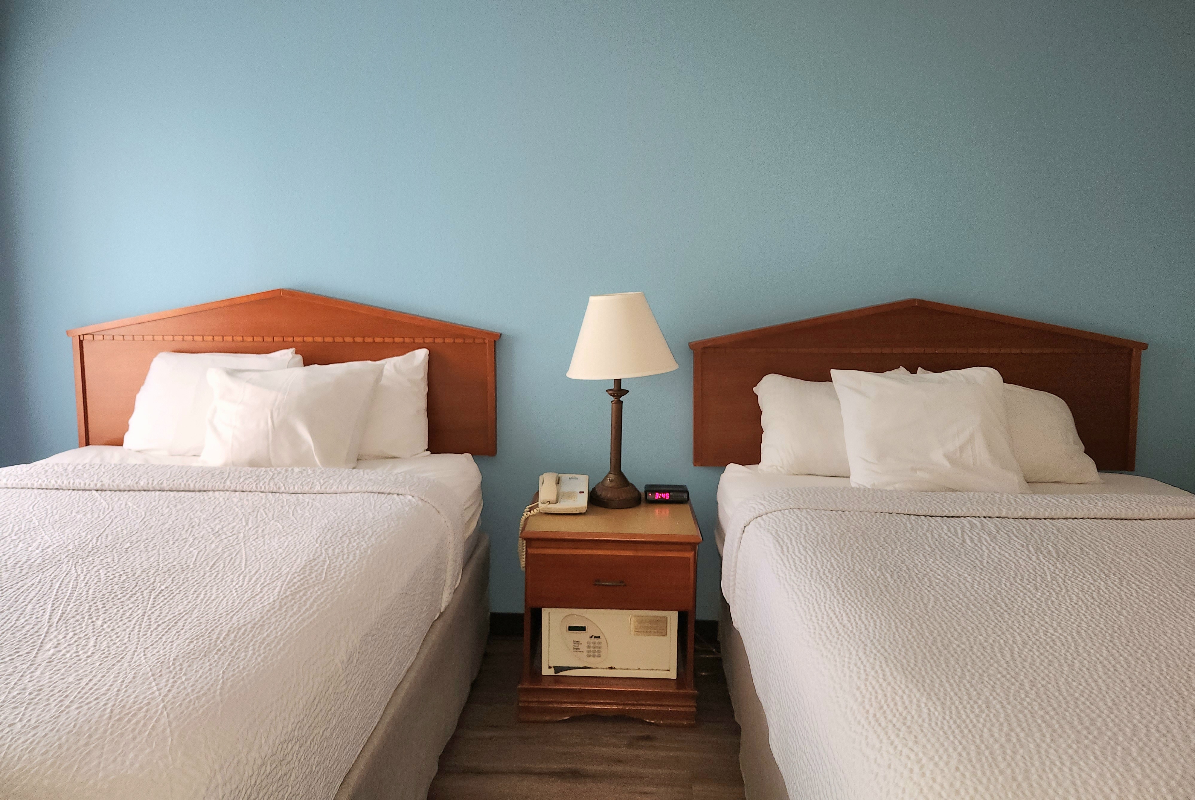 Guest room at the Days Inn & Suites by Wyndham Thibodaux in Thibodaux, Louisiana