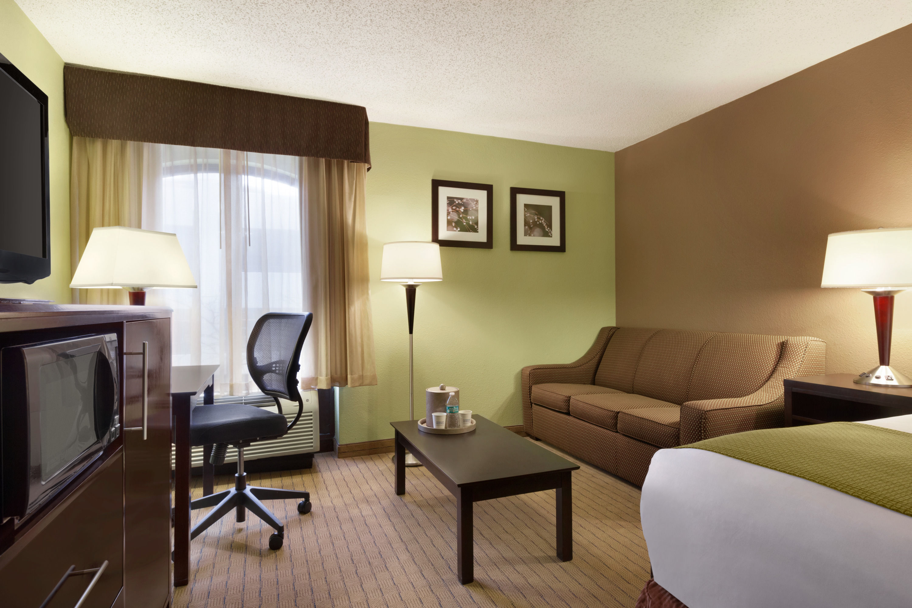 Days Inn by Wyndham Baltimore Inner Harbor Baltimore MD Hotels