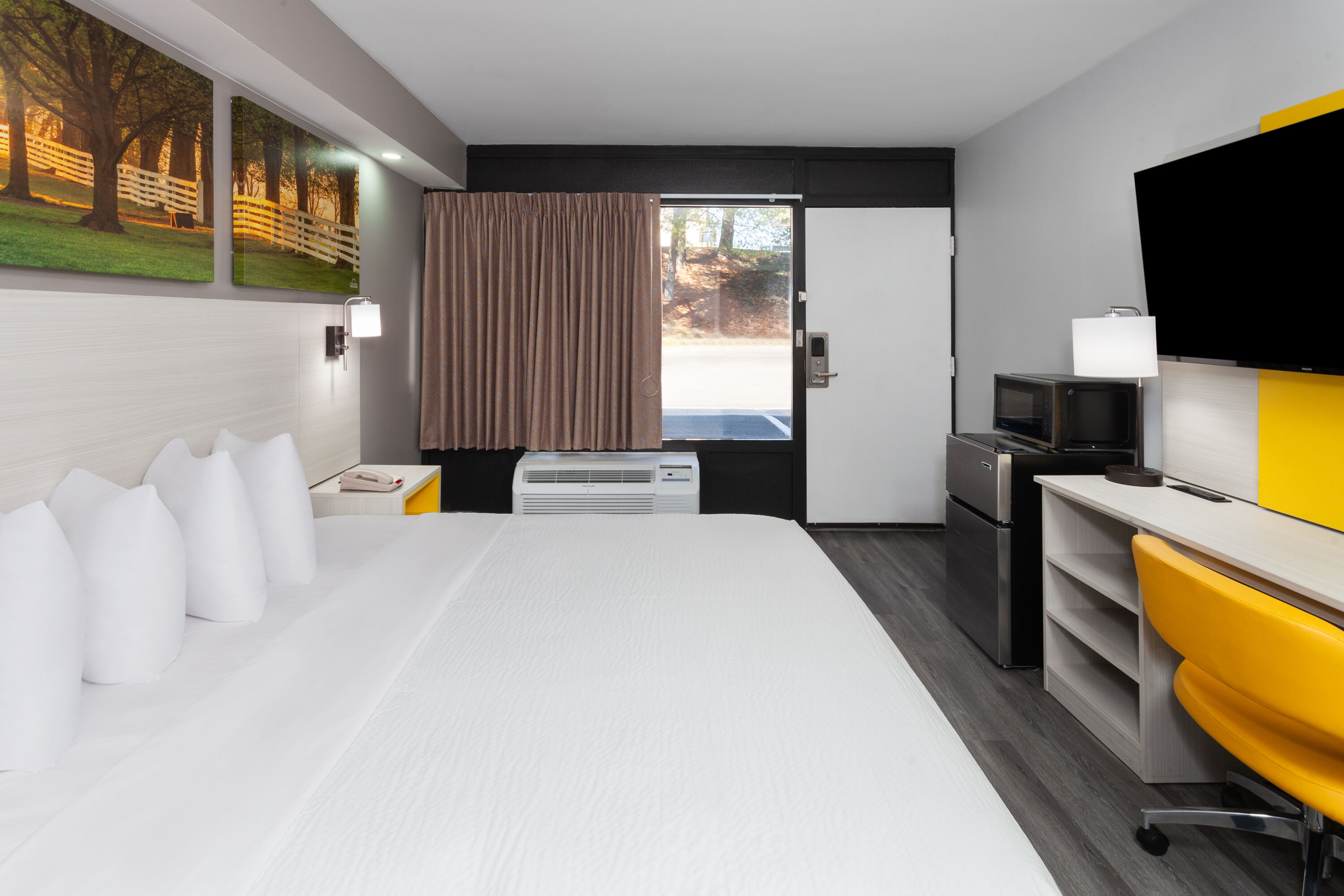 Guest room at the Days Inn by Wyndham Baltimore Northwest in Baltimore, Maryland