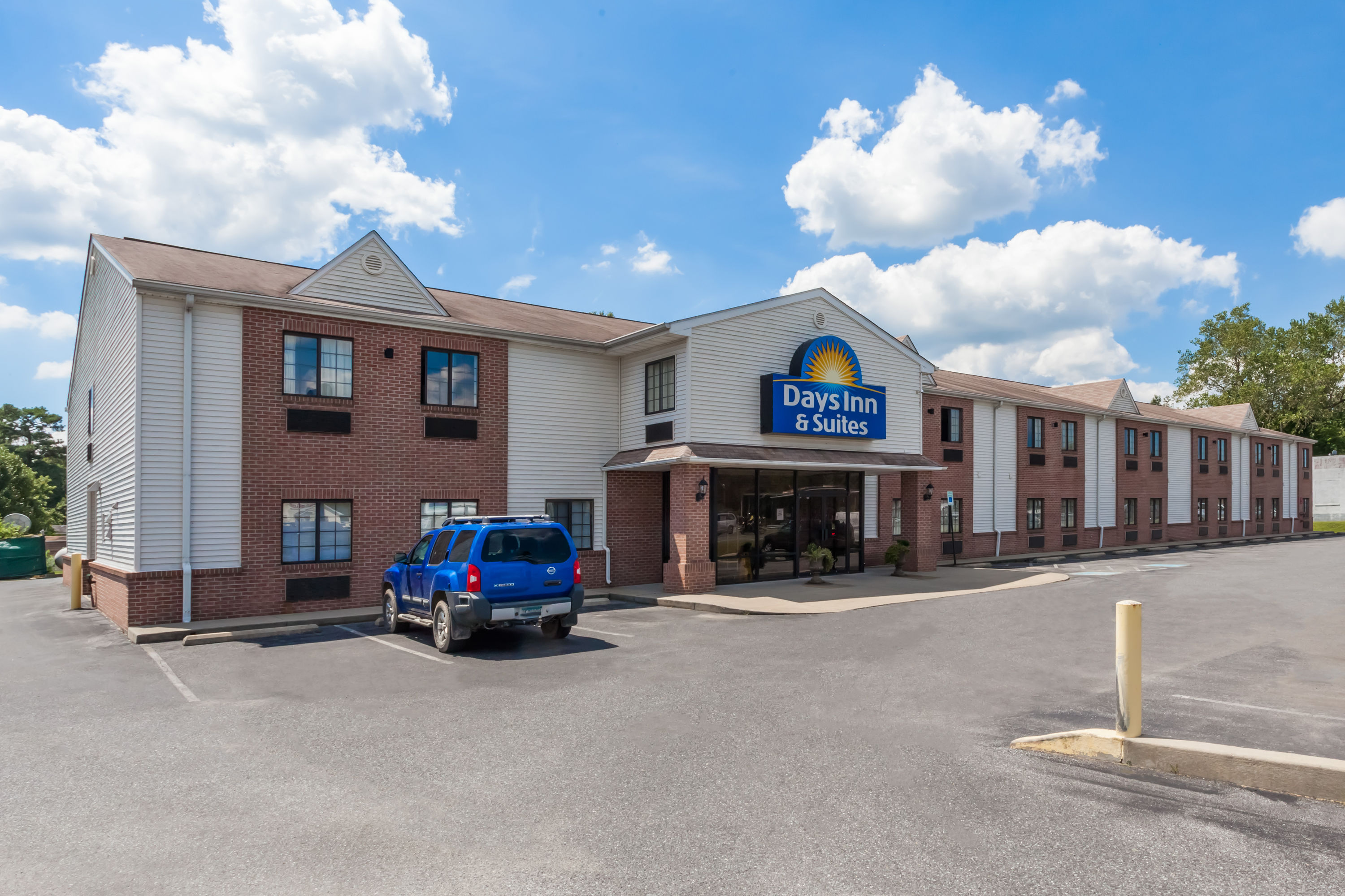 Days Inn Suites By Wyndham Cambridge Cambridge Md Hotels