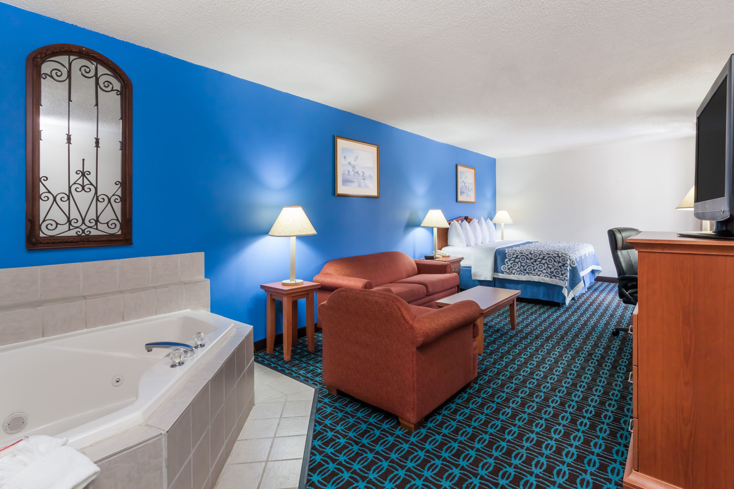 Guest room at the Days Inn & Suites by Wyndham Cambridge in Cambridge, Maryland