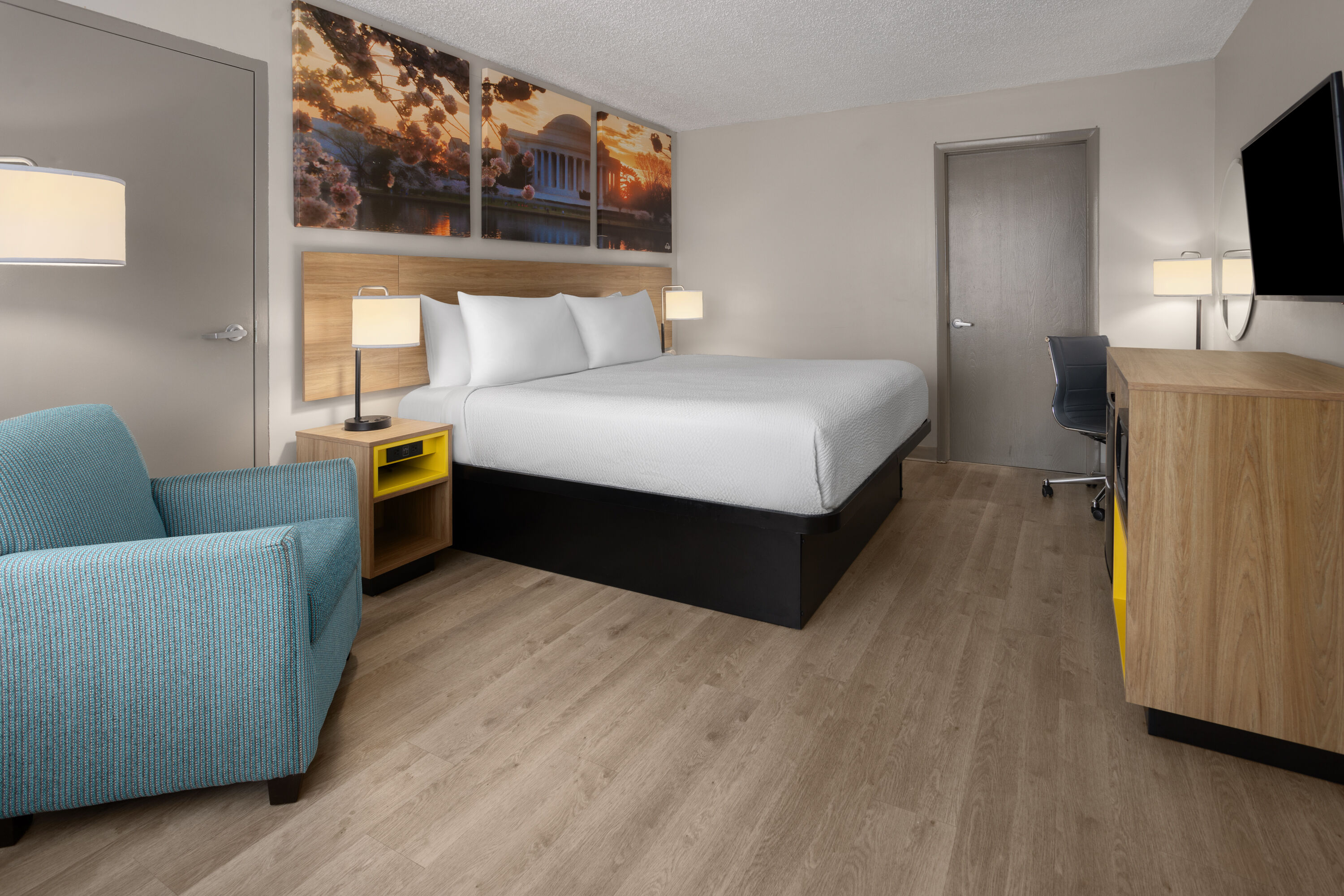 Guest room at the Days Inn by Wyndham Frederick in Frederick, Maryland