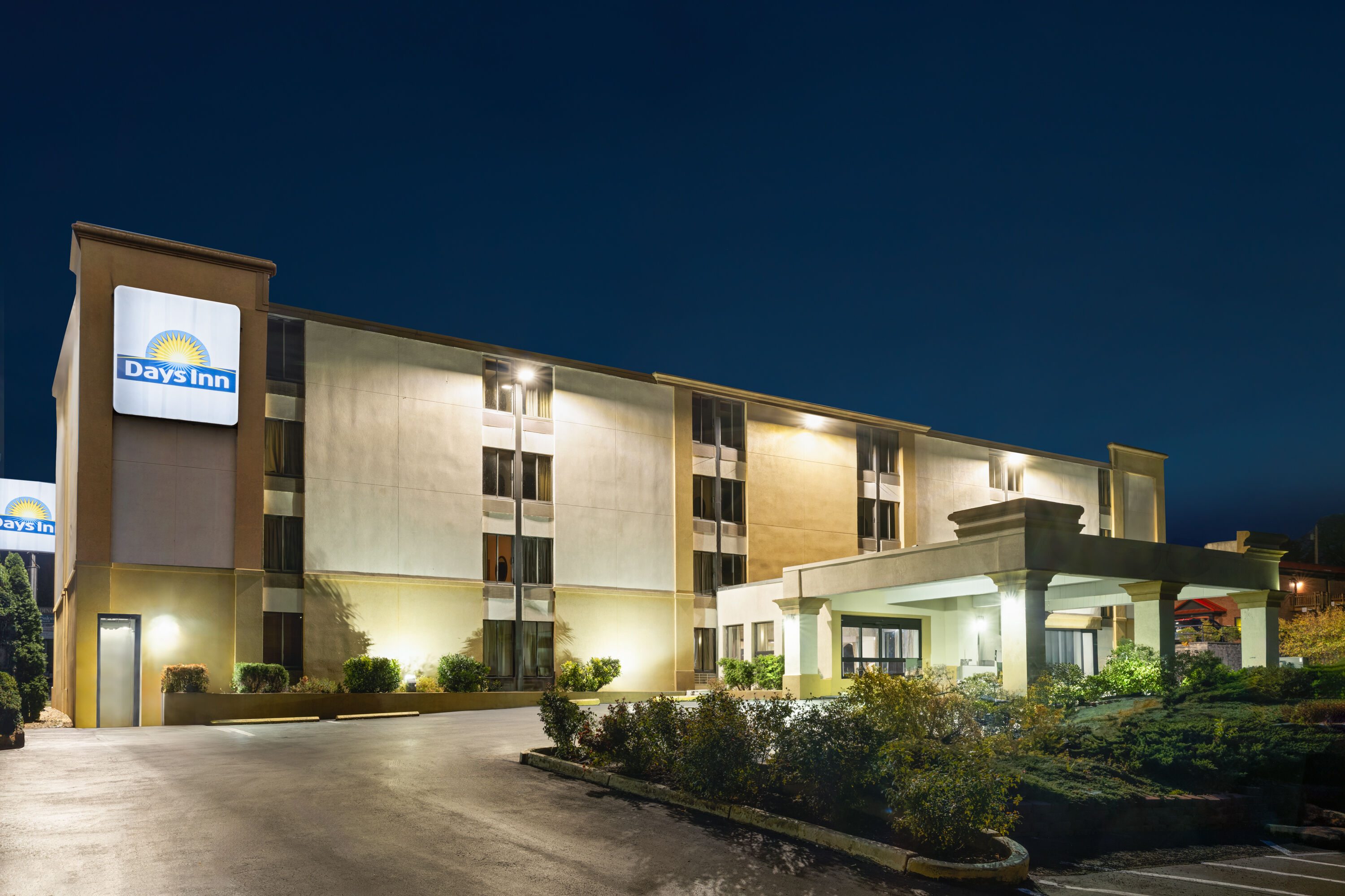 Exterior Dusk Image of Days Inn by Wyndham Hagerstown I-70 hotel in Hagerstown, Maryland