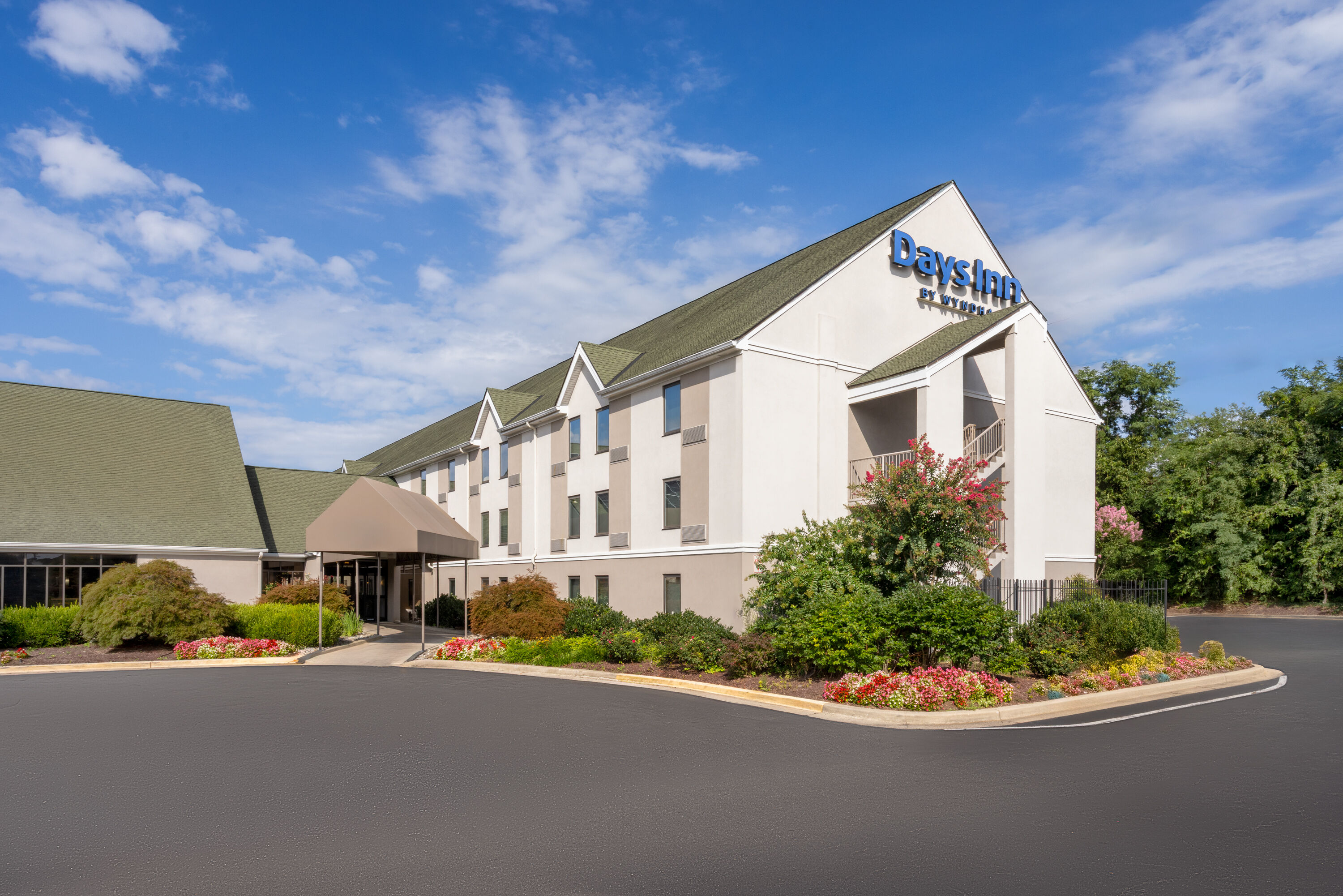 Exterior Day Image of Days Inn by Wyndham Lanham Washington DC hotel in Lanham, Maryland