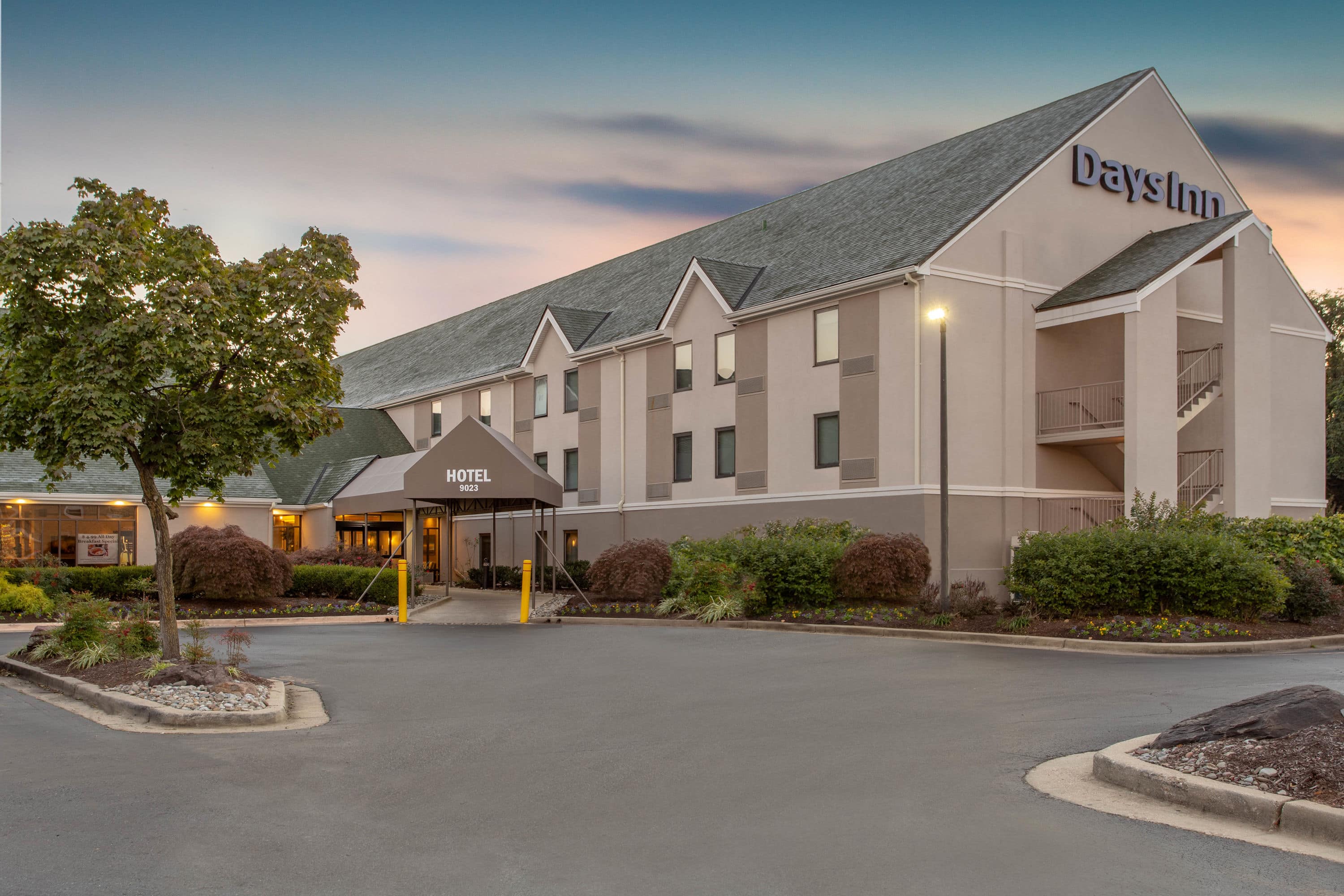 Days Inn by Wyndham Lanham Washington DC Lanham, MD Hotels