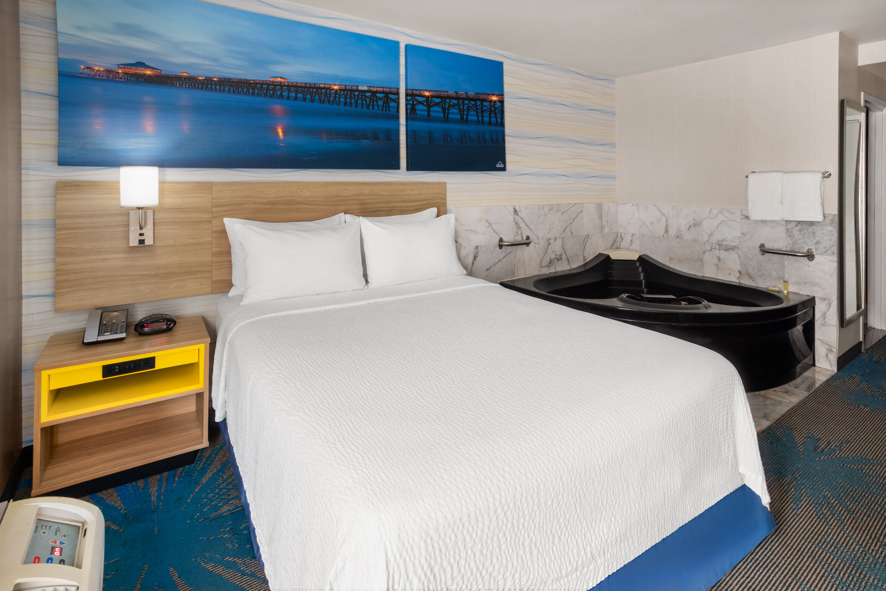 Days Inn by Wyndham Lanham Washington DC hot tub suite in Lanham, Maryland