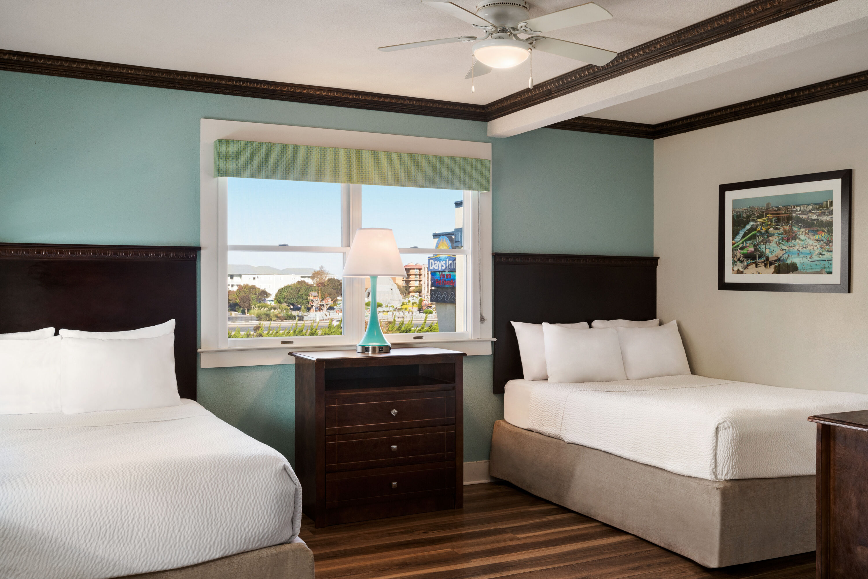 Days Inn by Wyndham Ocean City Oceanfront suite in Ocean City, Maryland