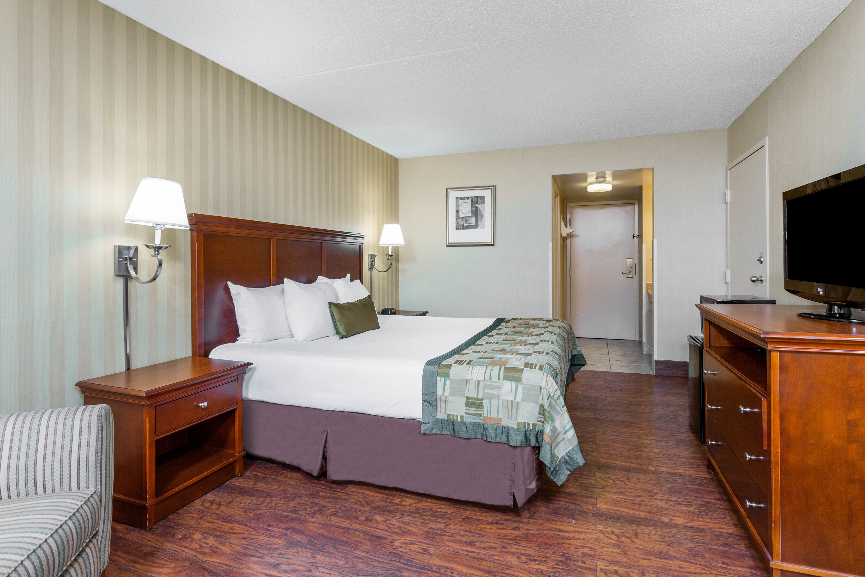 Days Inn by Wyndham Westminster Westminster, MD Hotels