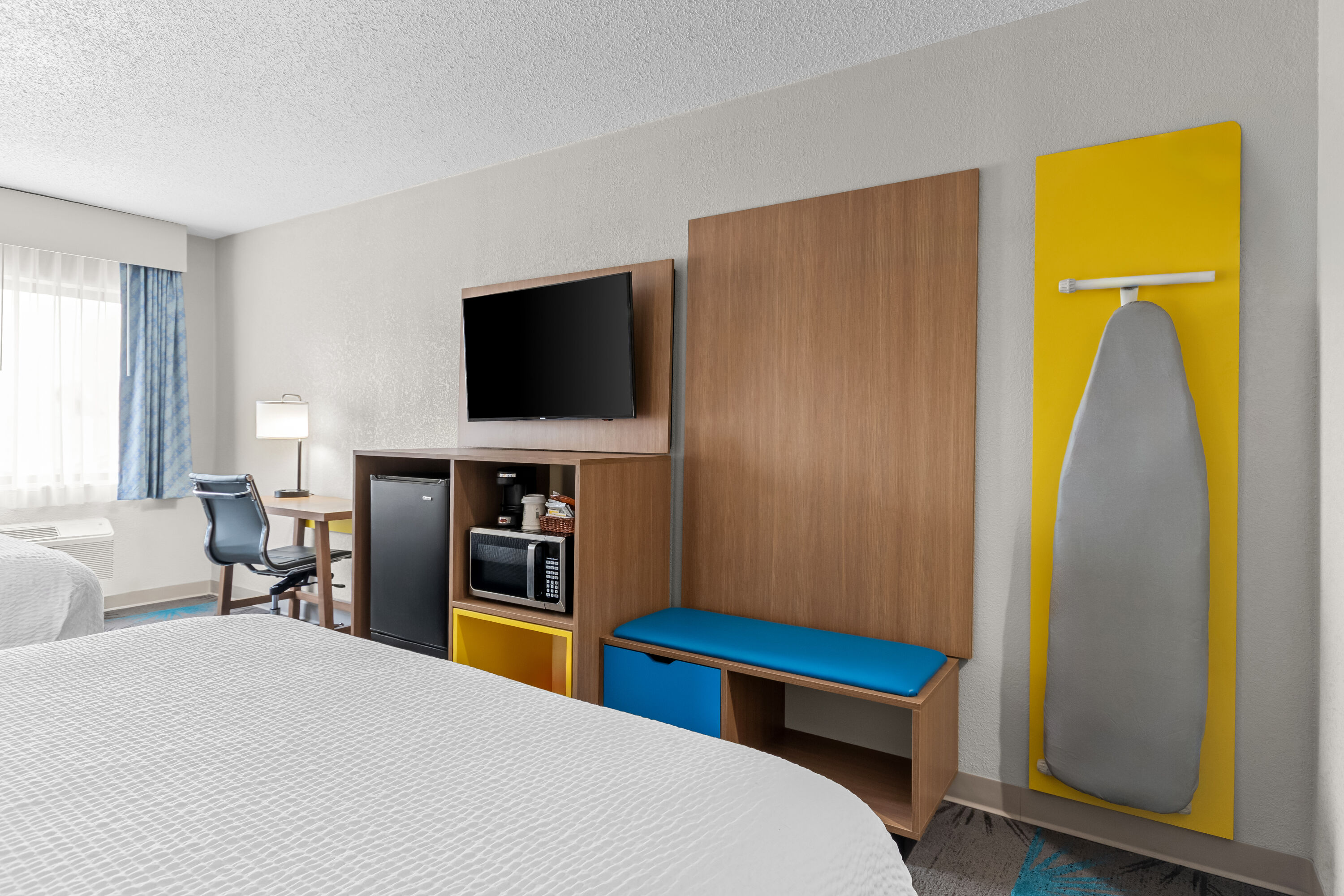 Double bed guest room at the Days Inn by Wyndham Alpena in Alpena, Michigan