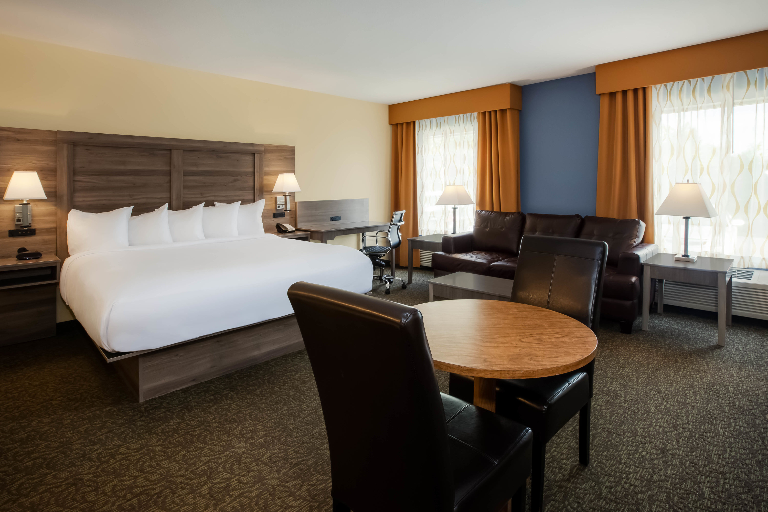 Guest room at the Days Inn by Wyndham Cadillac in Cadillac, Michigan