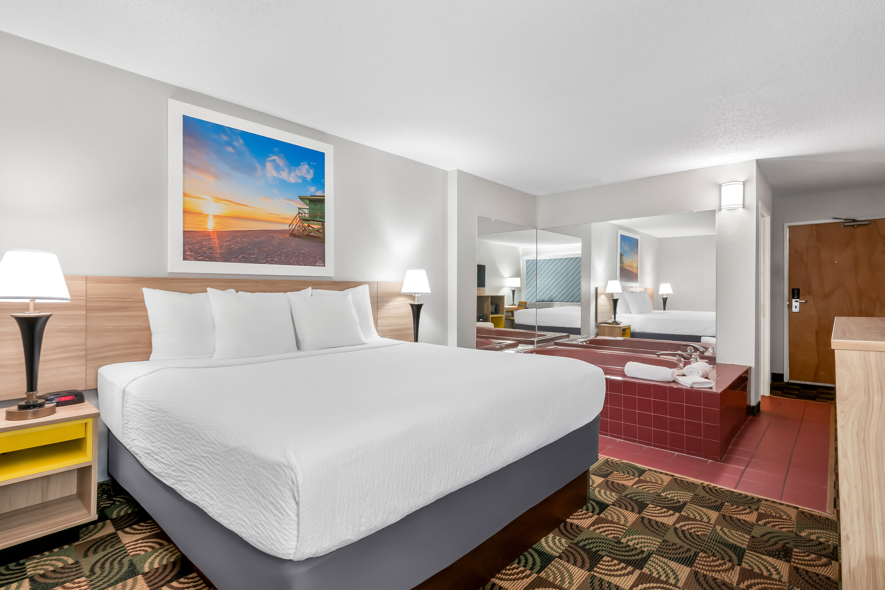 King bed guest room at the Days Inn by Wyndham Hillsdale in Hillsdale, Michigan