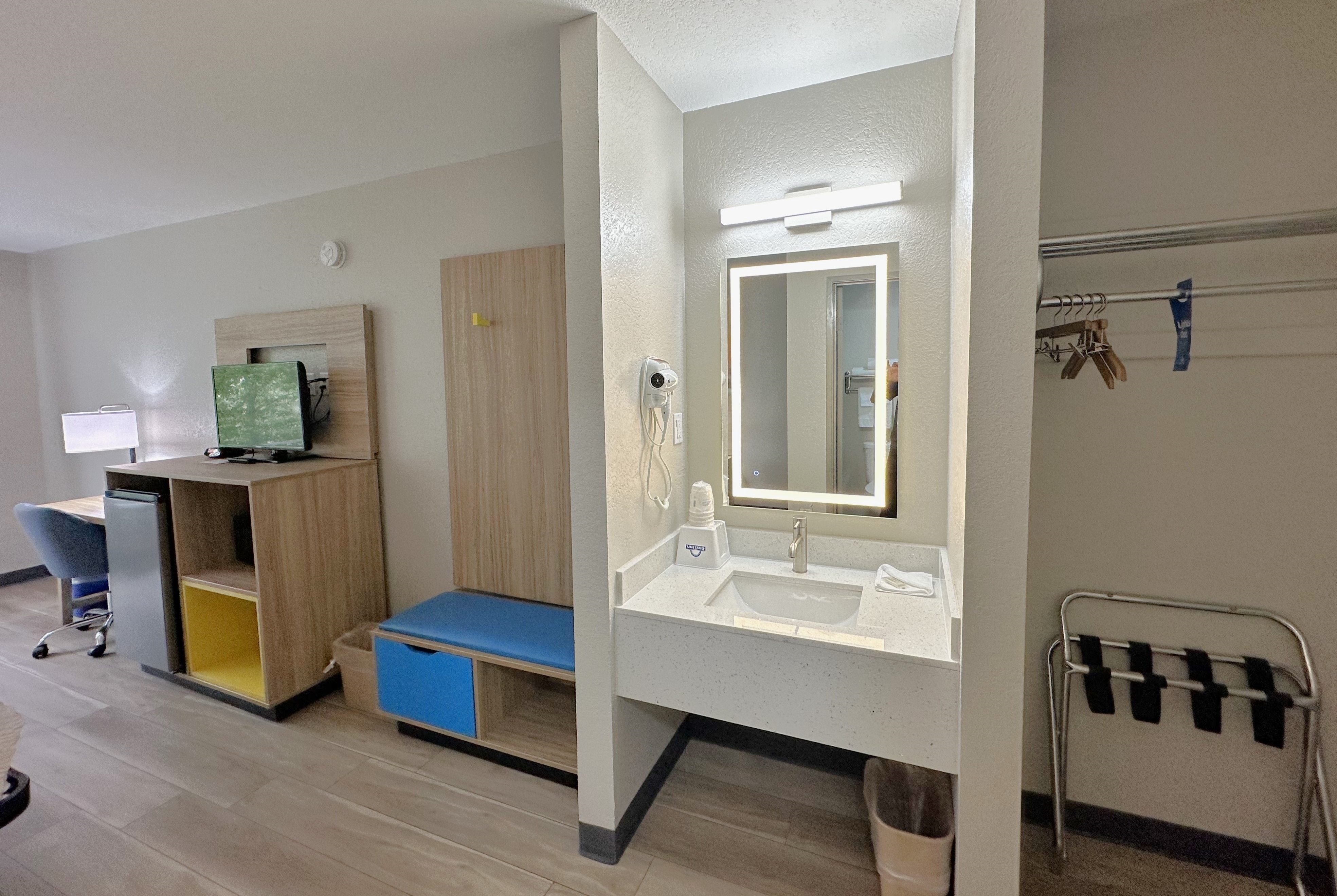 Guest room at the Days Inn by Wyndham Holland in Holland, Michigan