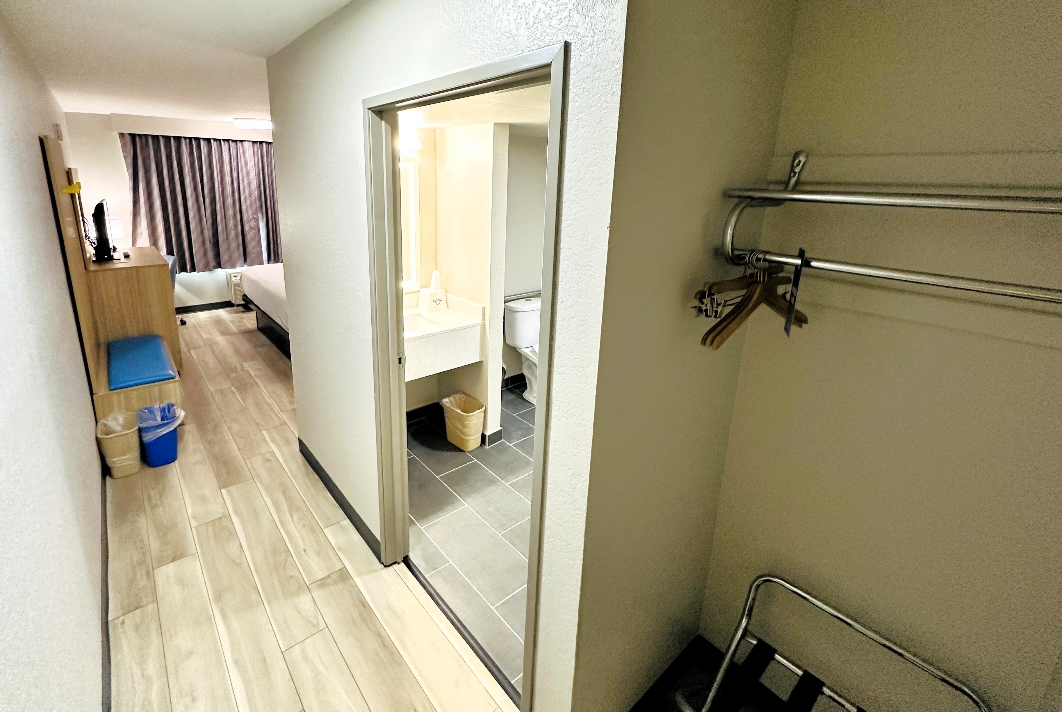 Guest room at the Days Inn by Wyndham Holland in Holland, Michigan