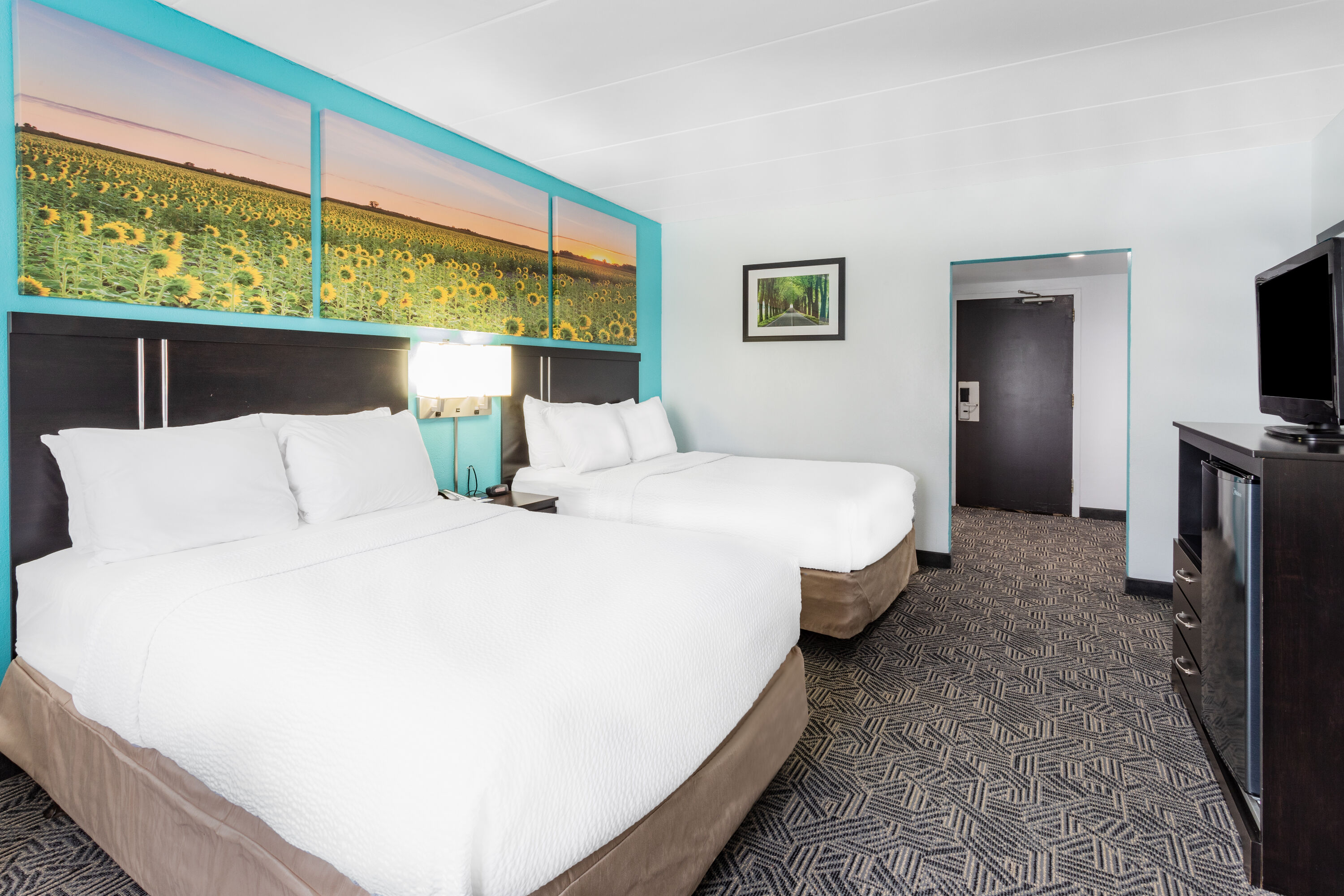 Guest room at the Days Inn by Wyndham Livonia/Canton/Detroit in Livonia, Michigan