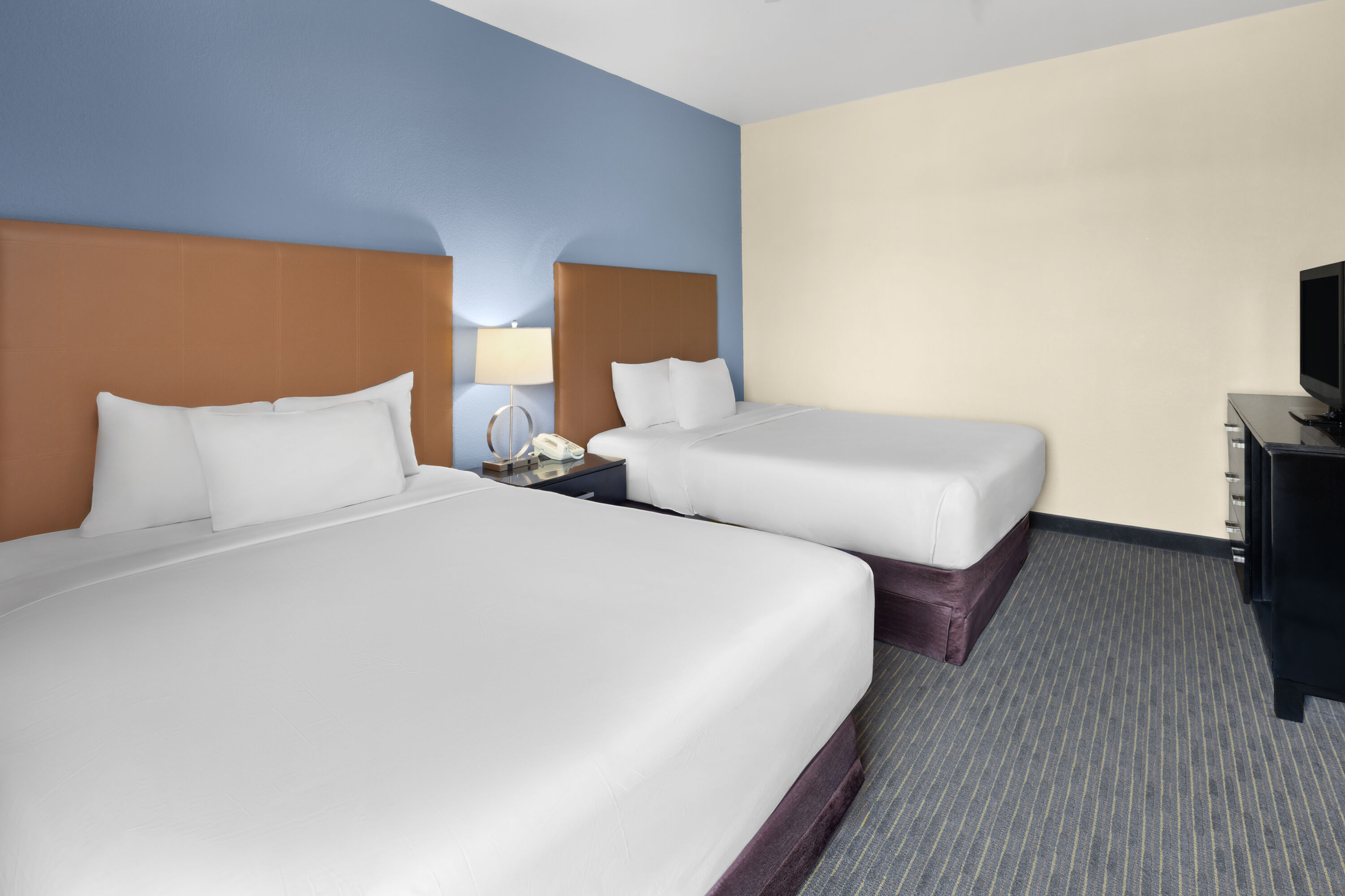 Days Inn by Wyndham Mackinaw City/Bridgeview Area suite in Mackinaw City, Michigan