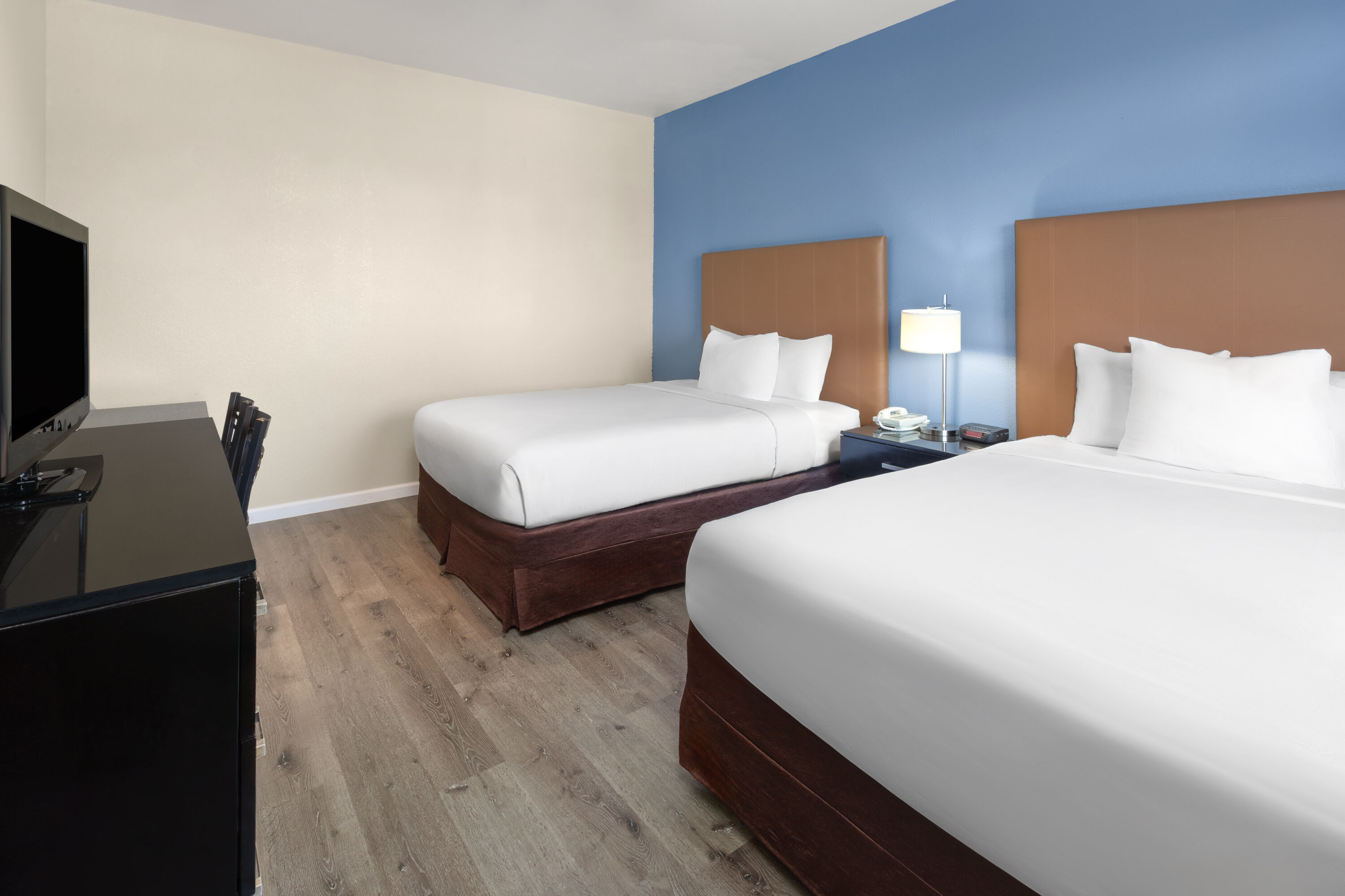 Days Inn by Wyndham Mackinaw City/Bridgeview Area suite in Mackinaw City, Michigan
