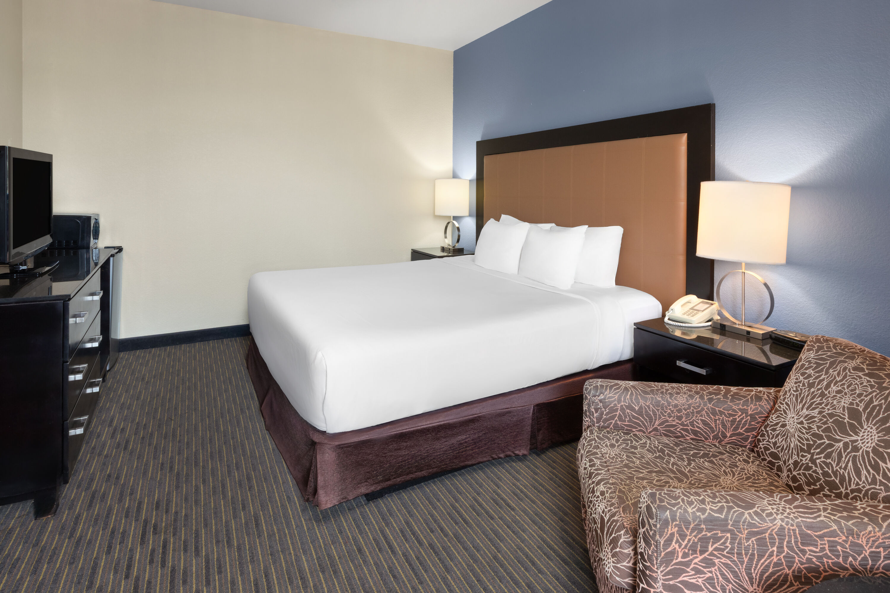 Days Inn by Wyndham Mackinaw City/Bridgeview Area suite in Mackinaw City, Michigan