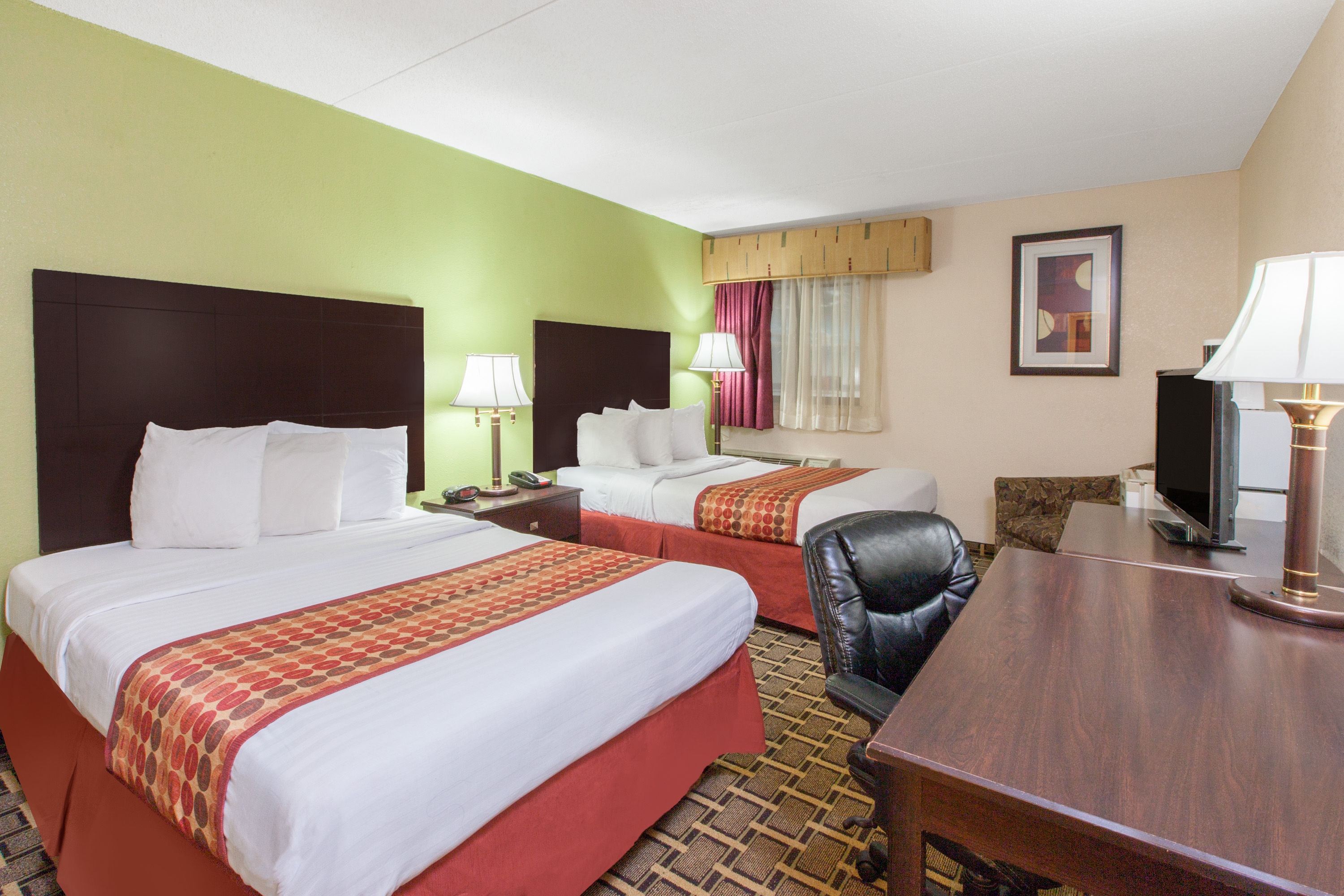 Rooms In Madison Heights