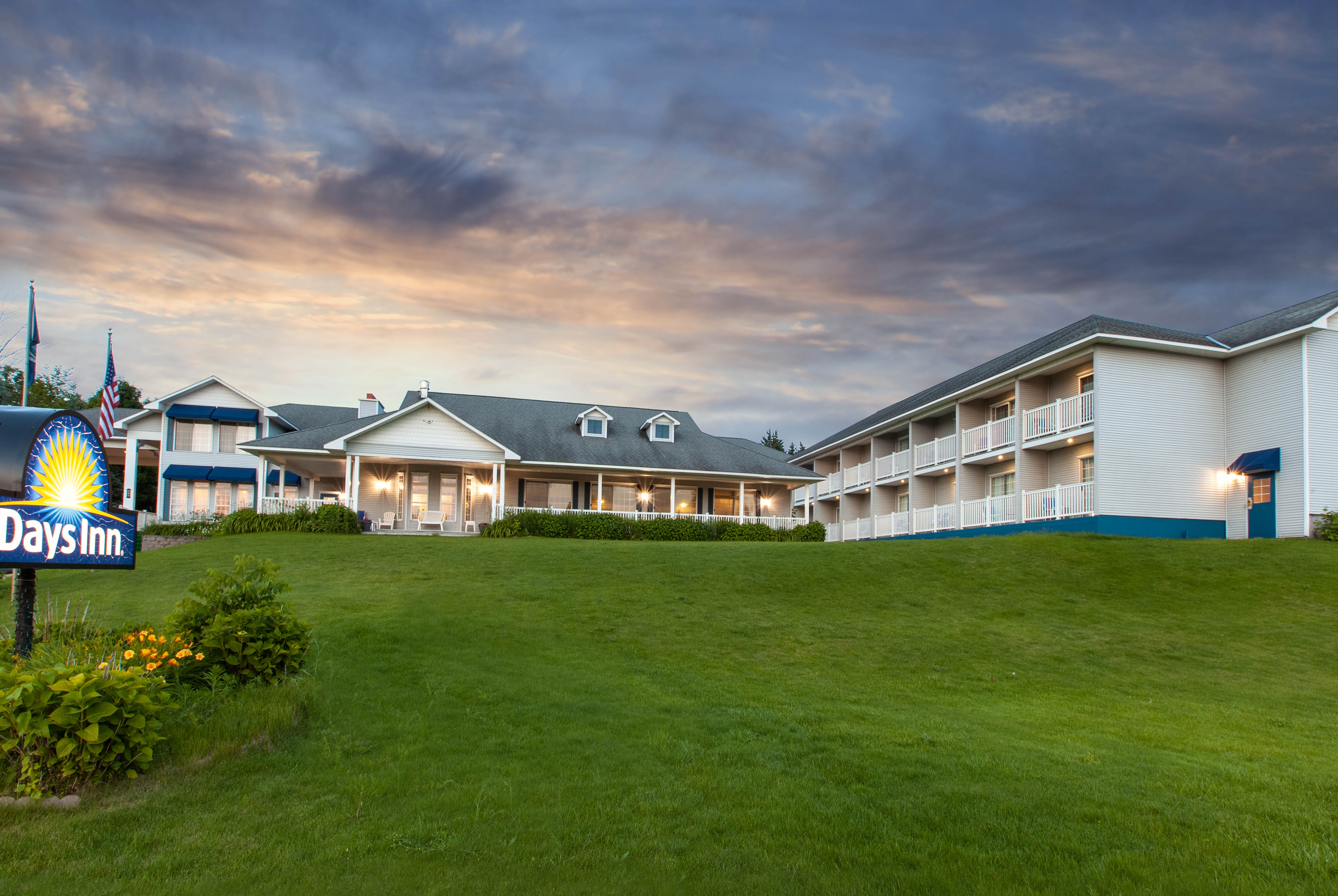 Exterior of Days Inn by Wyndham Petoskey hotel in Petoskey, Michigan