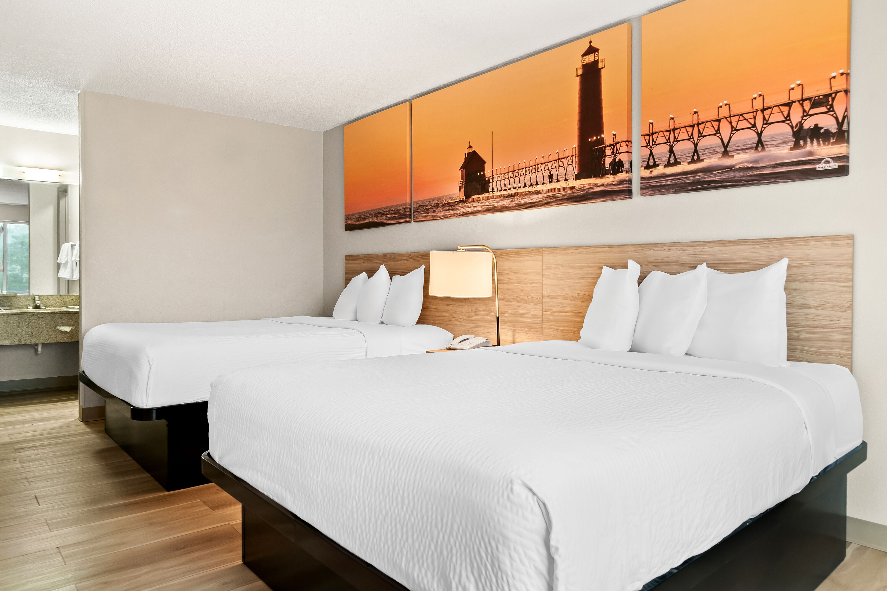 Double bed guest room at the Days Inn & Suites by Wyndham Warren in Warren, Michigan