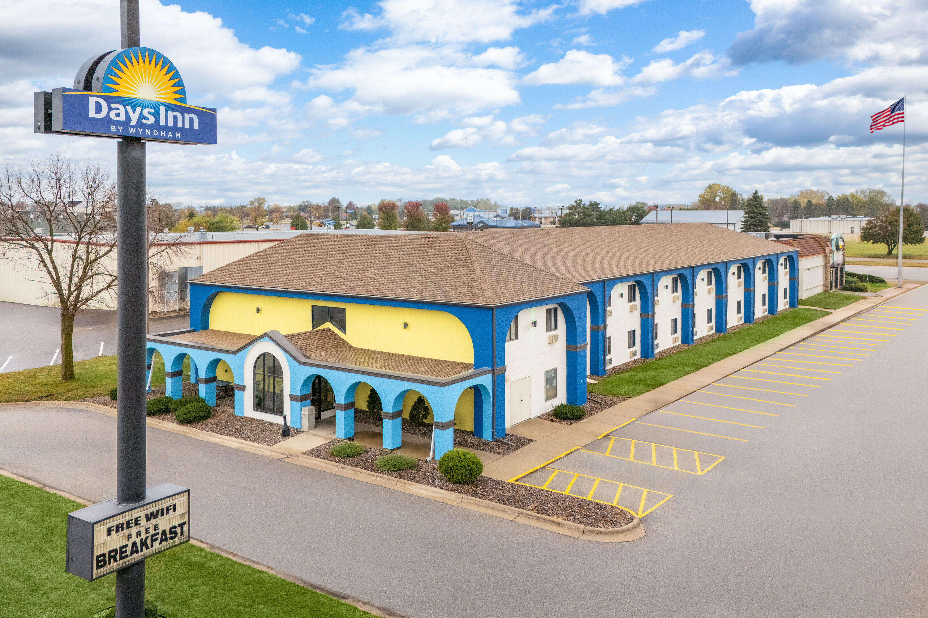 Aerial View of Days Inn by Wyndham Austin hotel in Austin, Minnesota