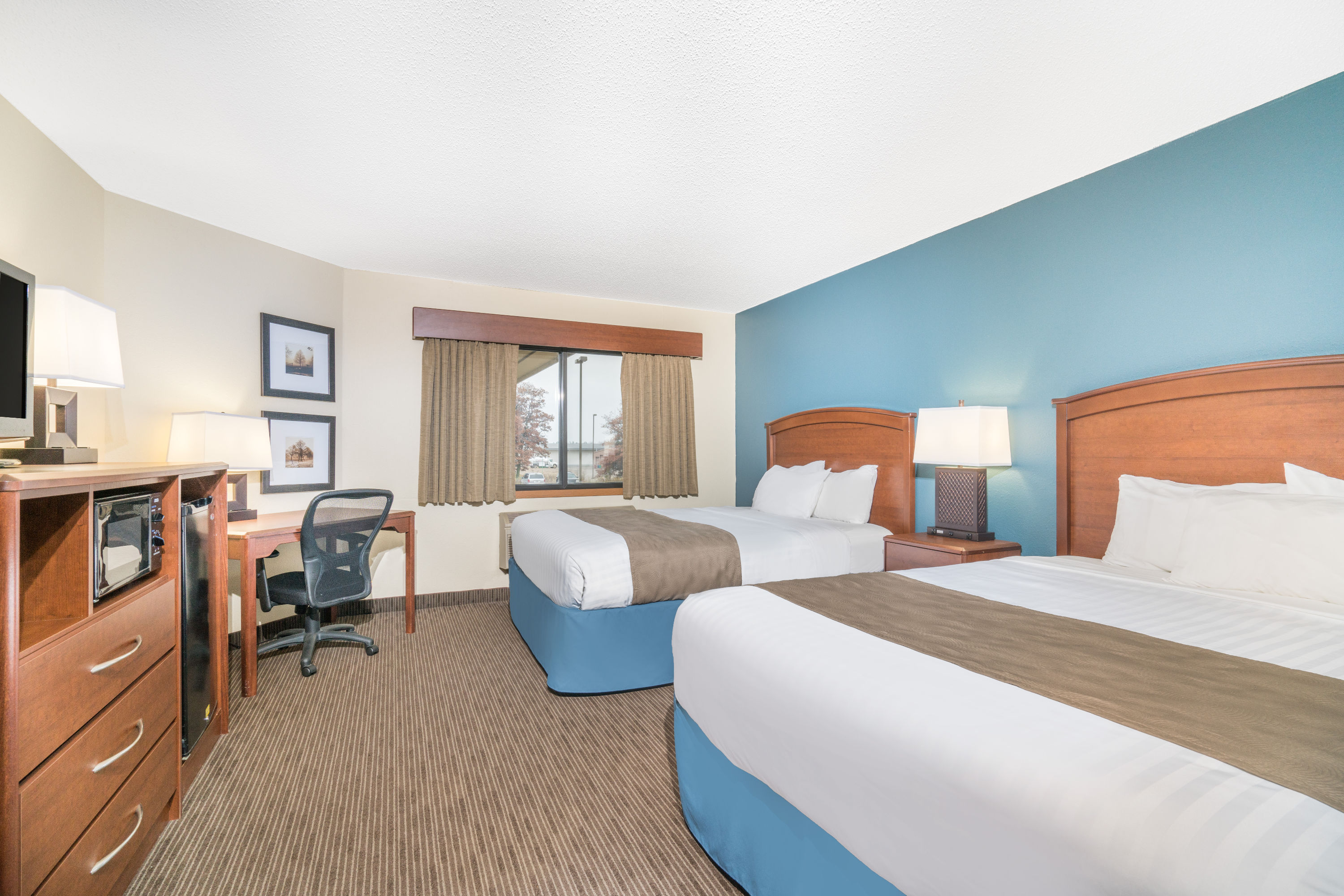 Days Inn Suites Wyndham Baxter Brainerd Area Baxter  Hotels