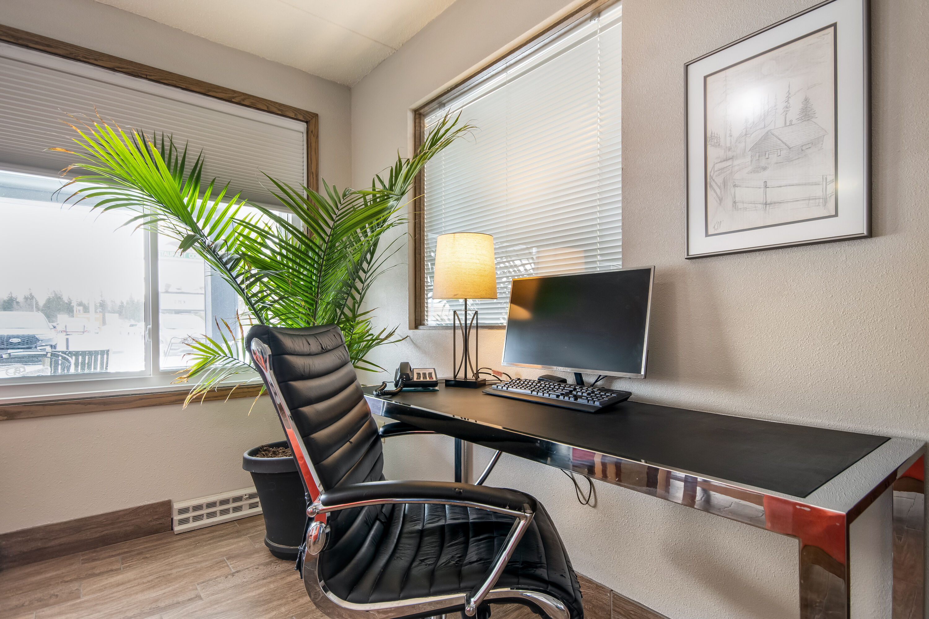 Days Inn by Wyndham International Falls business center in International Falls, Minnesota